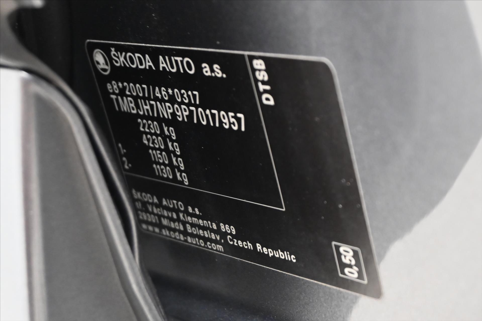 Hlavní fotografie vozu Škoda Superb 2,0 TDI 110 kW DSG STYLE Záruka až 5 let (12)