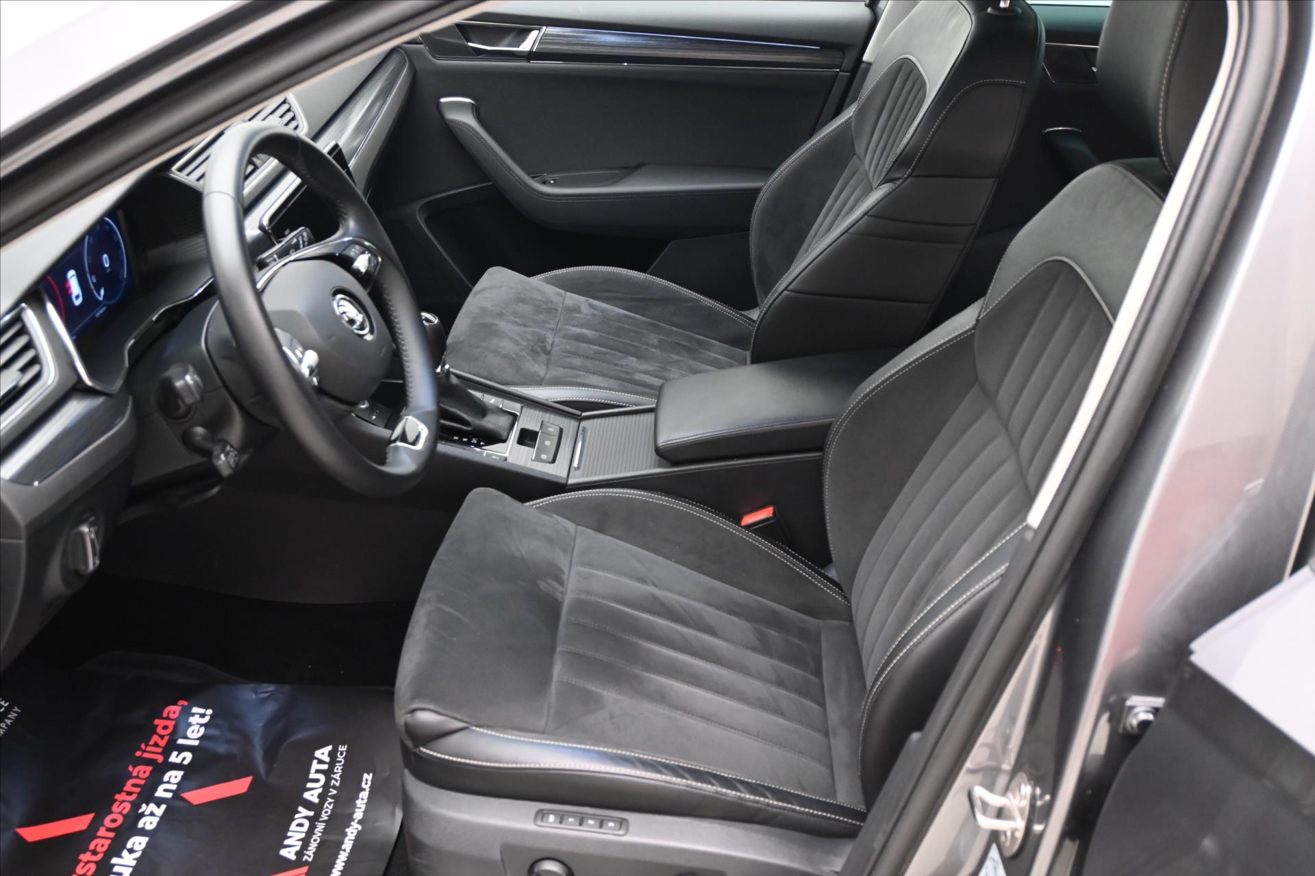 Hlavní fotografie vozu Škoda Superb 2,0 TDI 110 kW DSG STYLE Záruka až 5 let (13)