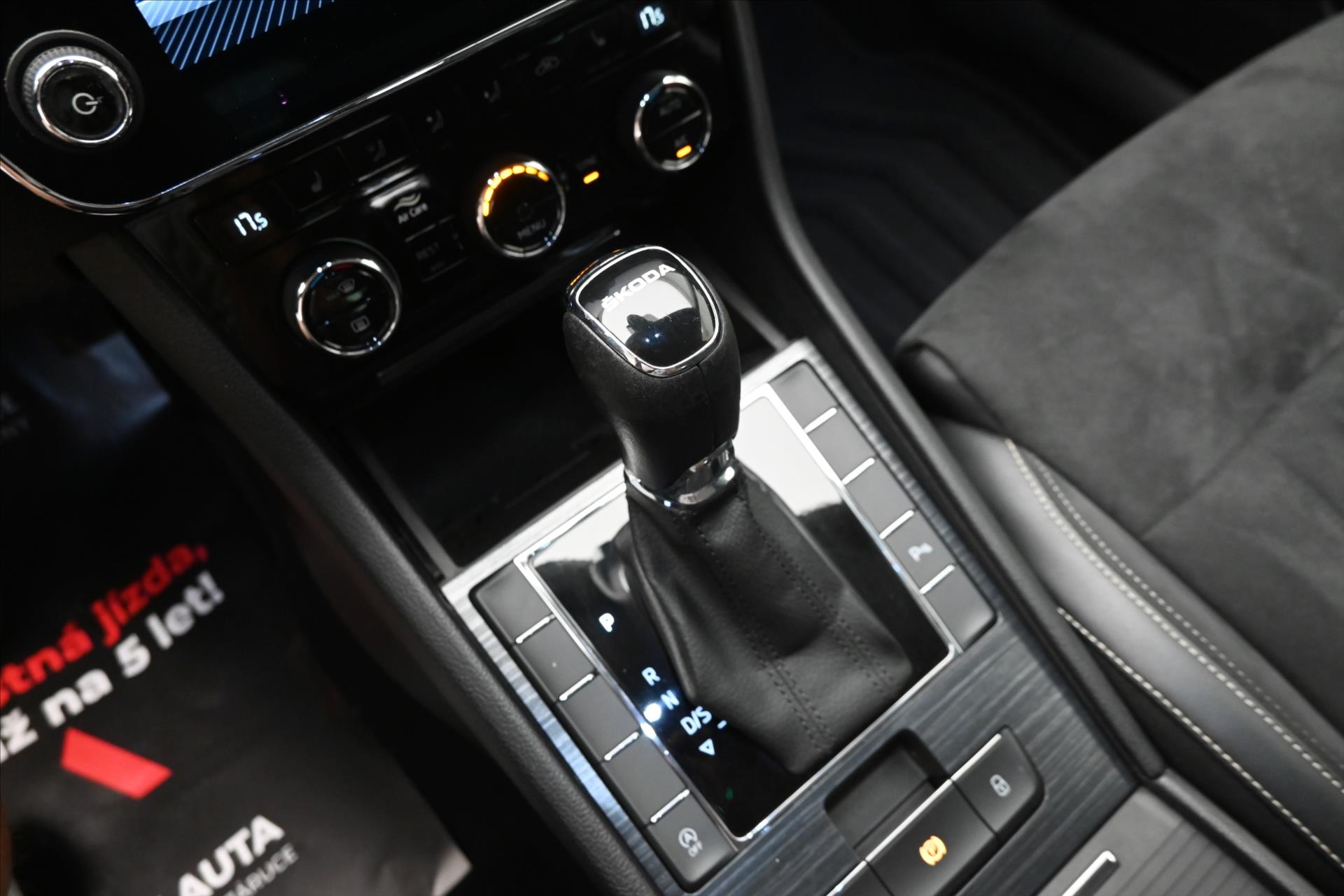 Hlavní fotografie vozu Škoda Superb 2,0 TDI 110 kW DSG STYLE Záruka až 5 let (22)