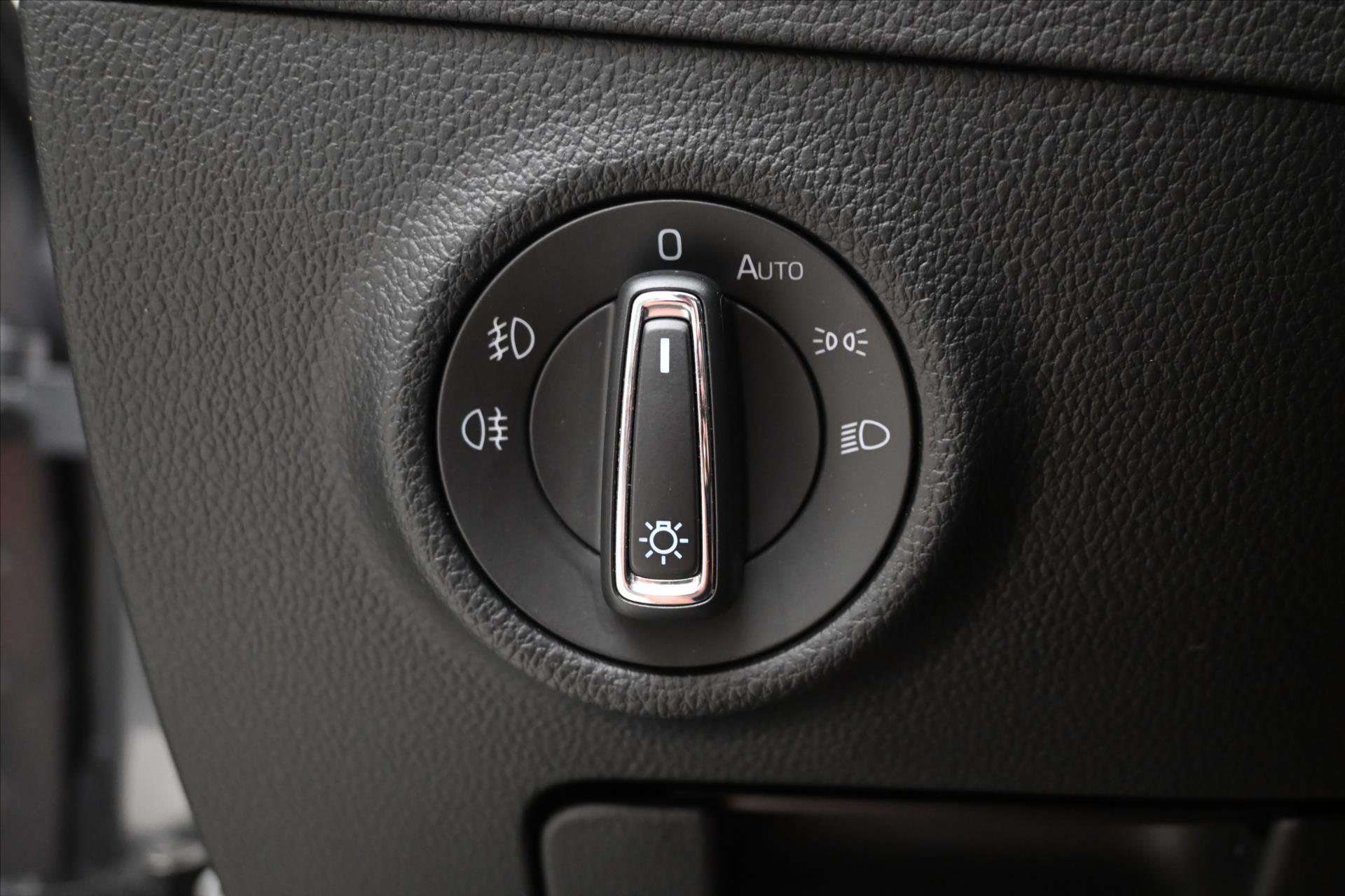 Main photo of the car Skoda Superb 2,0 TDI 110 kW DSG STYLE Záruka až 5 let (26)
