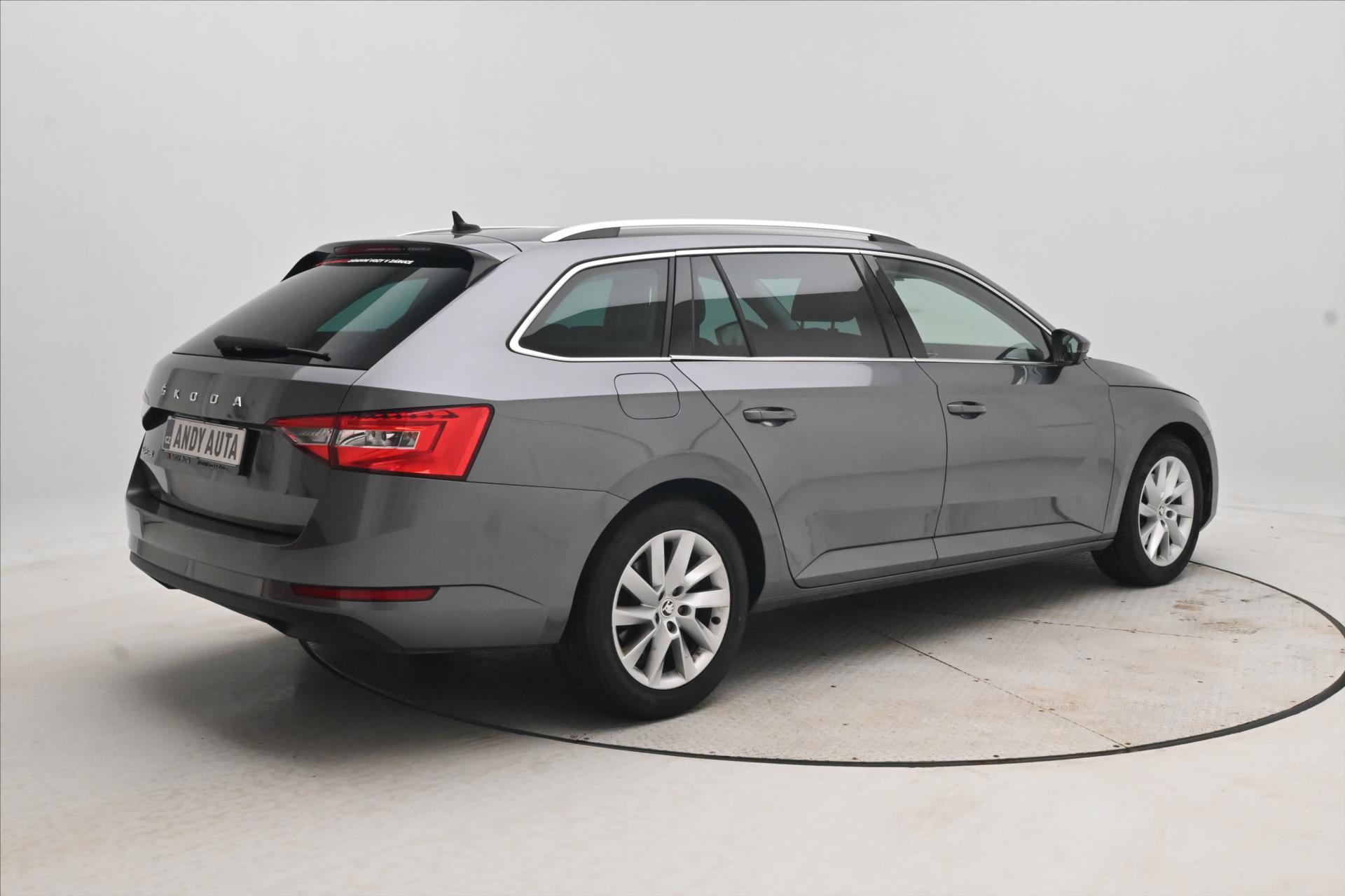 Hlavní fotografie vozu Škoda Superb 2,0 TDI 110 kW DSG STYLE Záruka až 5 let (5)