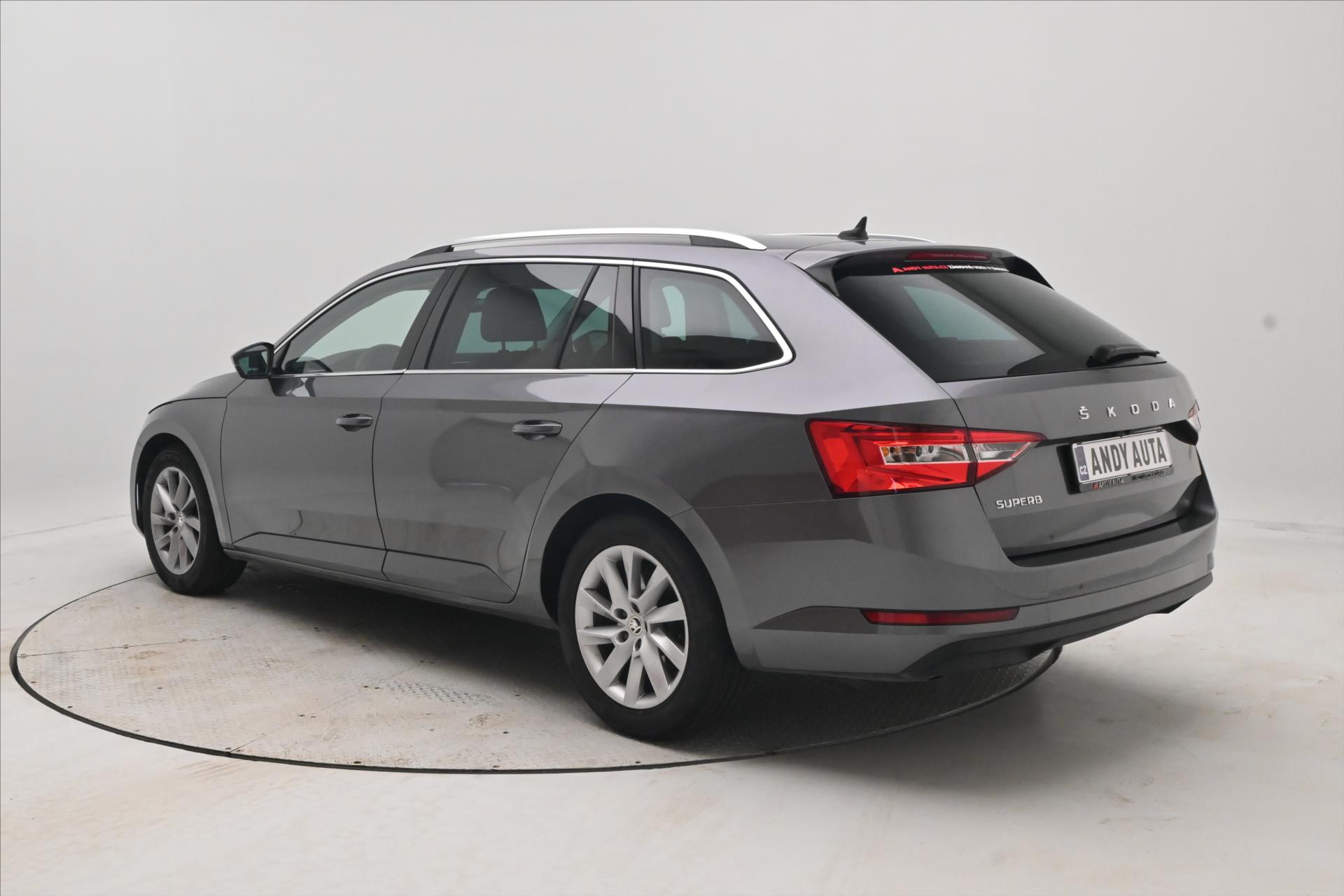 Hlavní fotografie vozu Škoda Superb 2,0 TDI 110 kW DSG STYLE Záruka až 5 let (7)