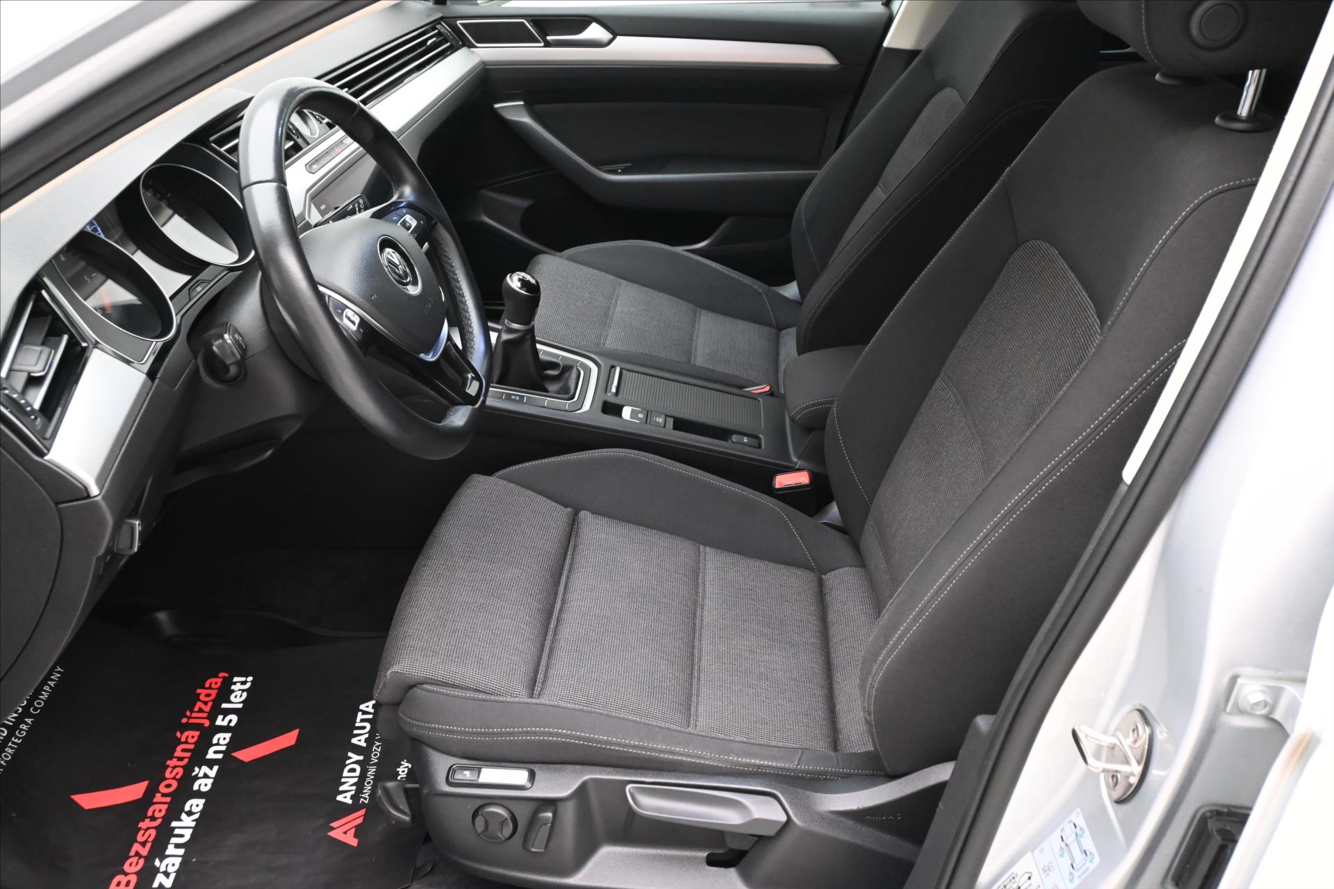 Hlavní fotografie vozu Volkswagen Passat 2,0 TDI 110 kW Navigace Záruka až 5 let (13)