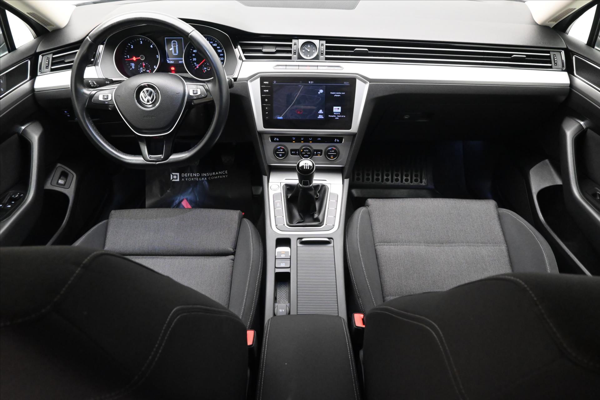 Hlavní fotografie vozu Volkswagen Passat 2,0 TDI 110 kW Navigace Záruka až 5 let (15)