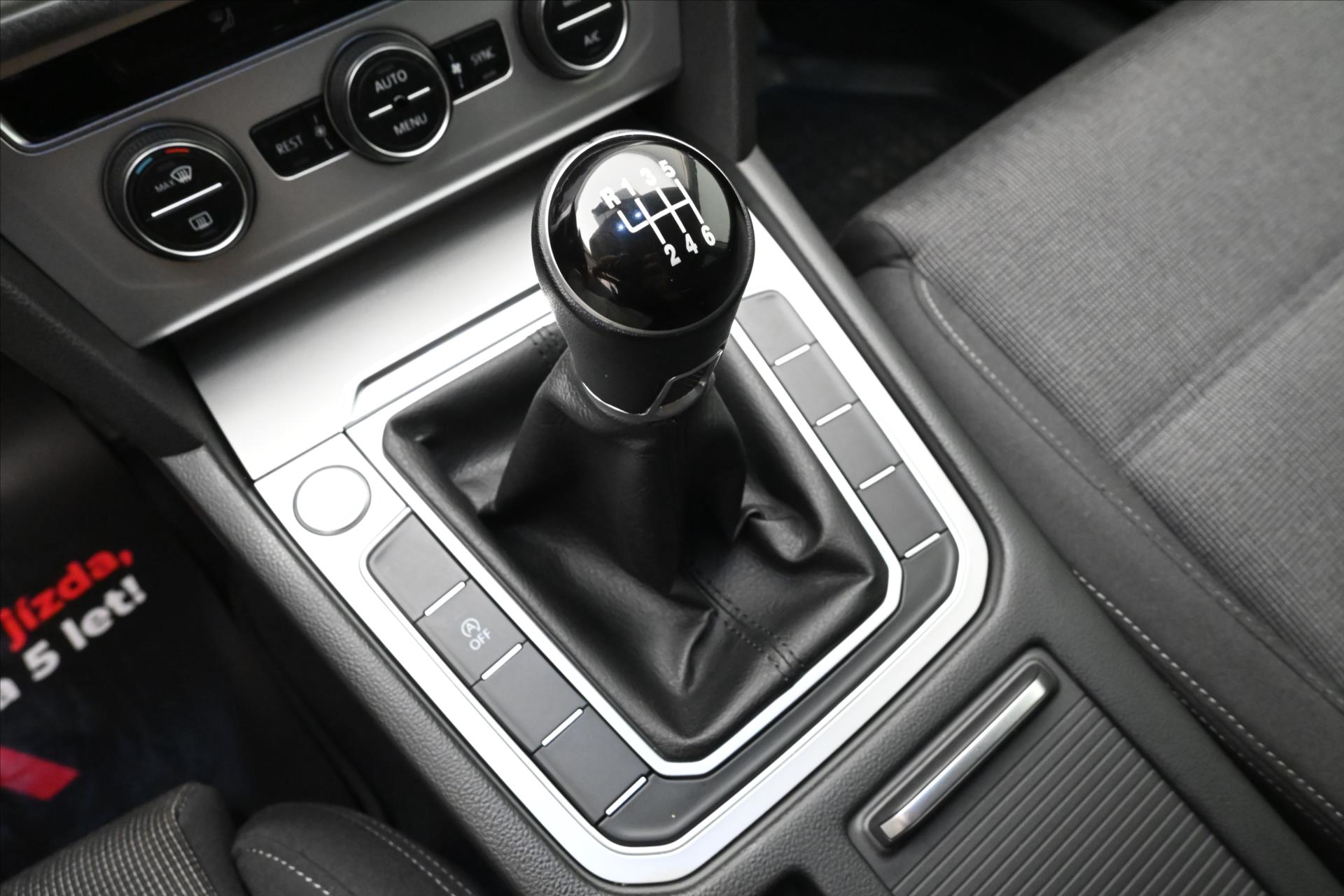 Hlavní fotografie vozu Volkswagen Passat 2,0 TDI 110 kW Navigace Záruka až 5 let (23)