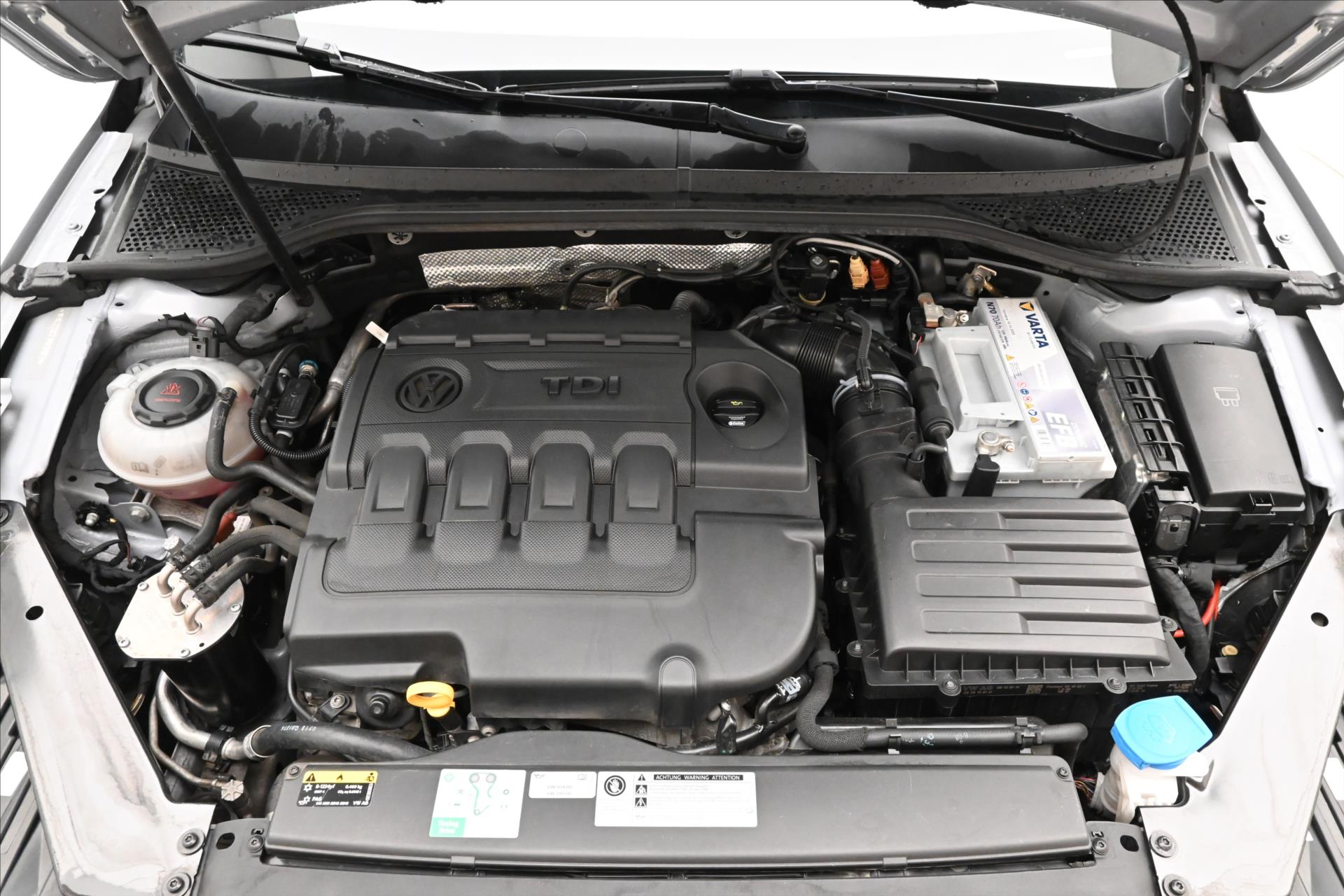 Hlavní fotografie vozu Volkswagen Passat 2,0 TDI 110 kW Navigace Záruka až 5 let (9)