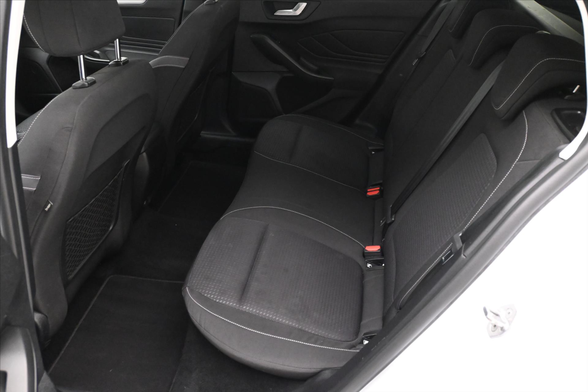 Hlavní fotografie vozu Ford Focus 1,5 EcoBlue 88 kW Záruka až 5 let (14)