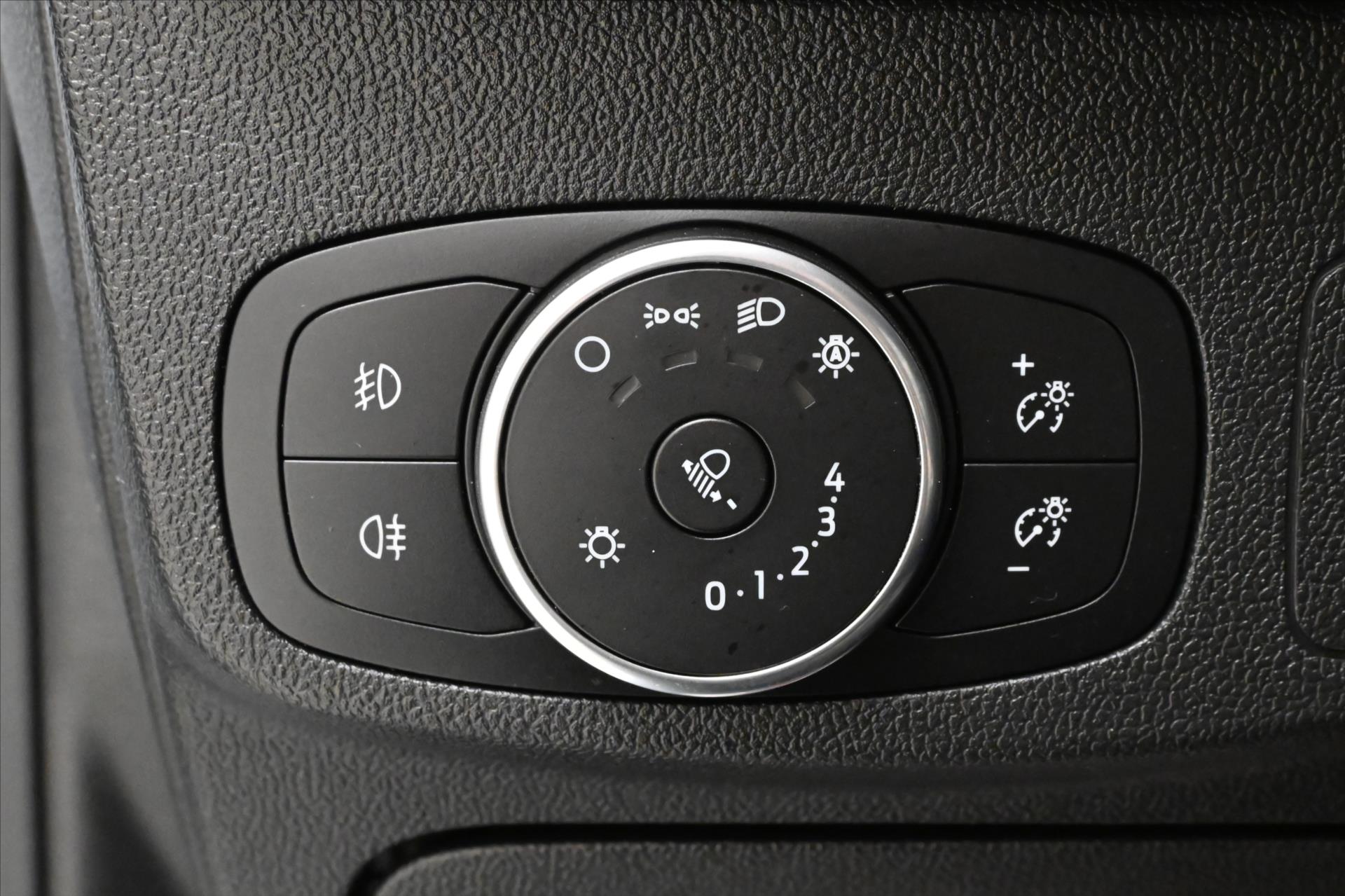 Hlavní fotografie vozu Ford Focus 1,5 EcoBlue 88 kW Záruka až 5 let (25)