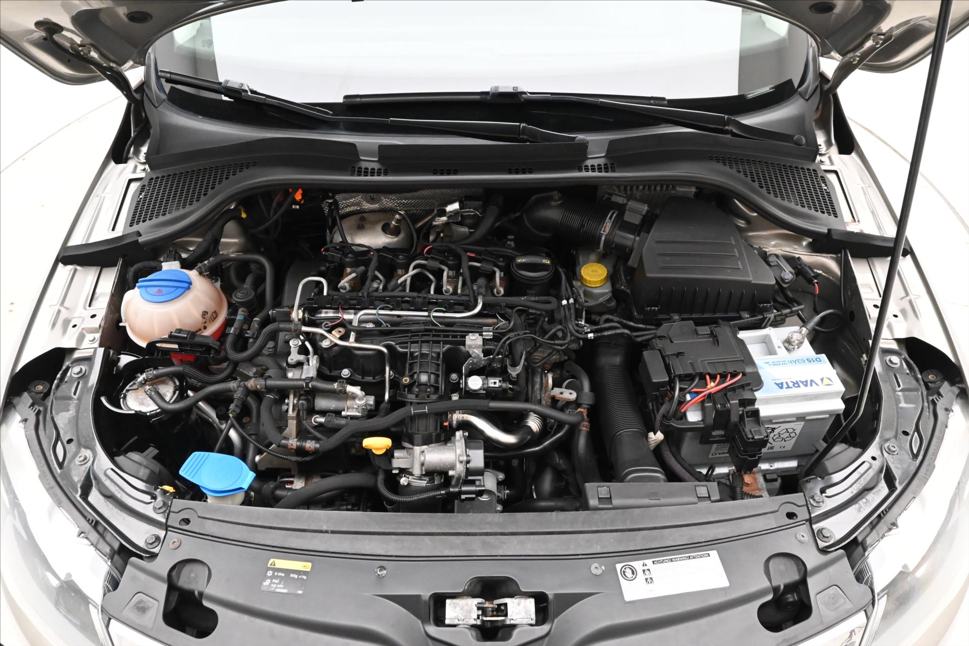Main photo of the car Skoda Rapid 1.6 TDI 66 kW Ambition (9)