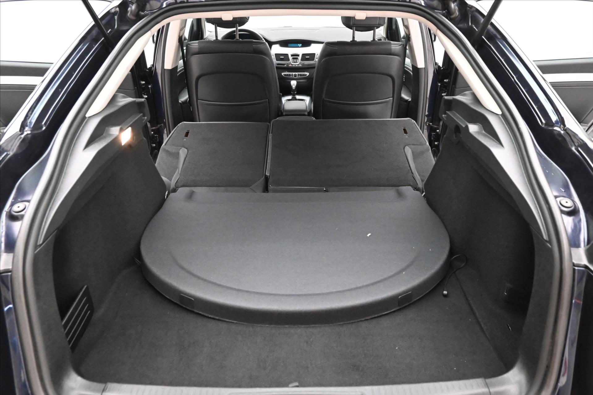 Hlavní fotografie vozu Renault Laguna 2,0 dCi 110 kW Xenon nová STK (11)