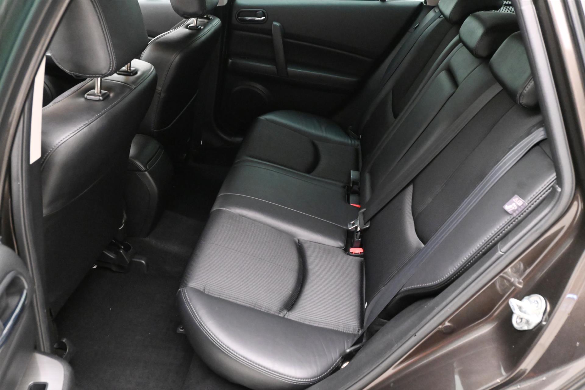 Main photo of the car Mazda 6 2.0 i 114 kW Klima Towable (14)