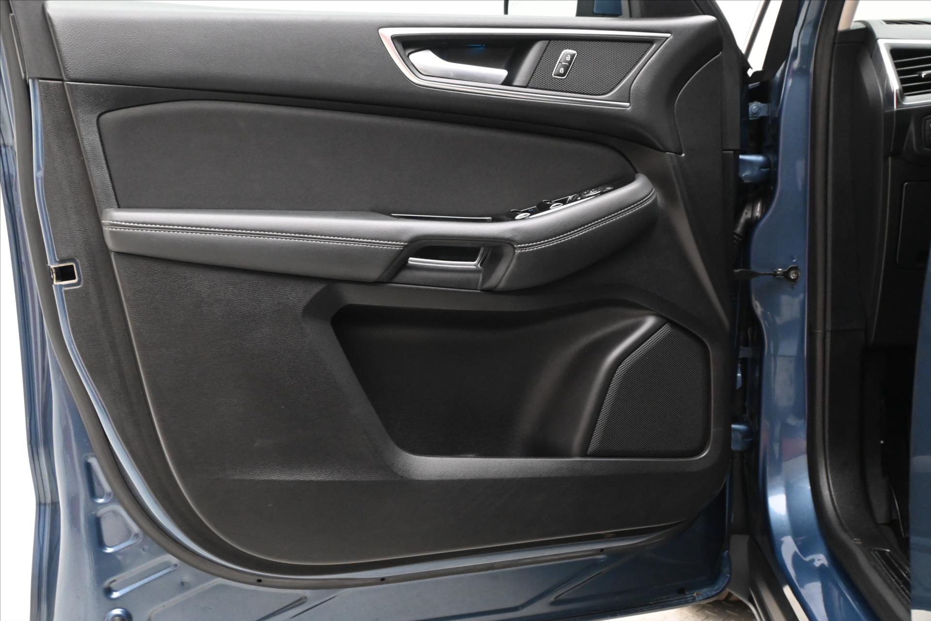 Main photo of the car Ford S-Max 2.0 TDCi 110kW AT8 Titanium Warranty up to 5 years (23)