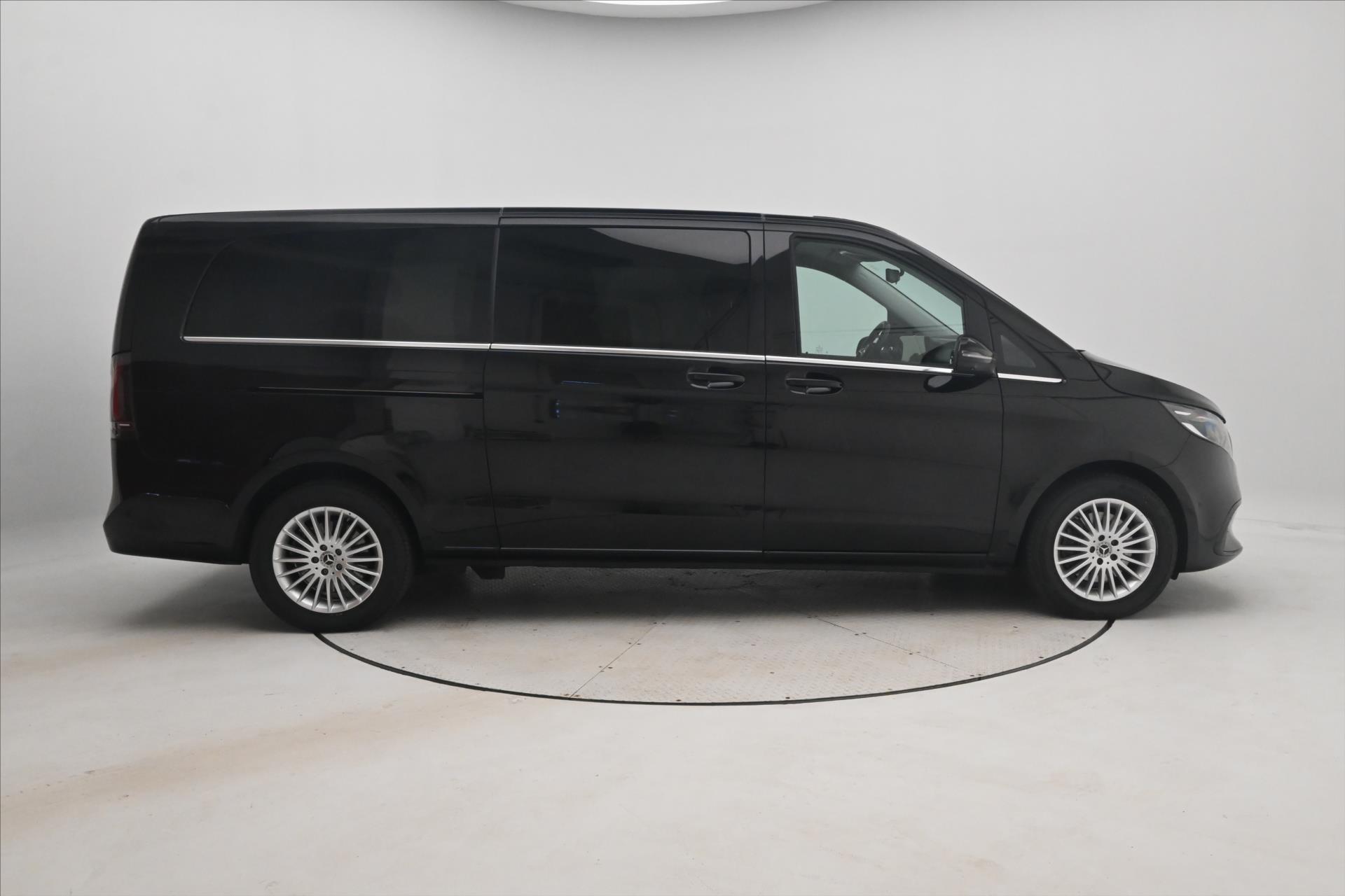 Main photo of the car Mercedes-Benz Class in 2,0 300D 174kW XL Avantgarde 8míst Záruka až 5 (4)