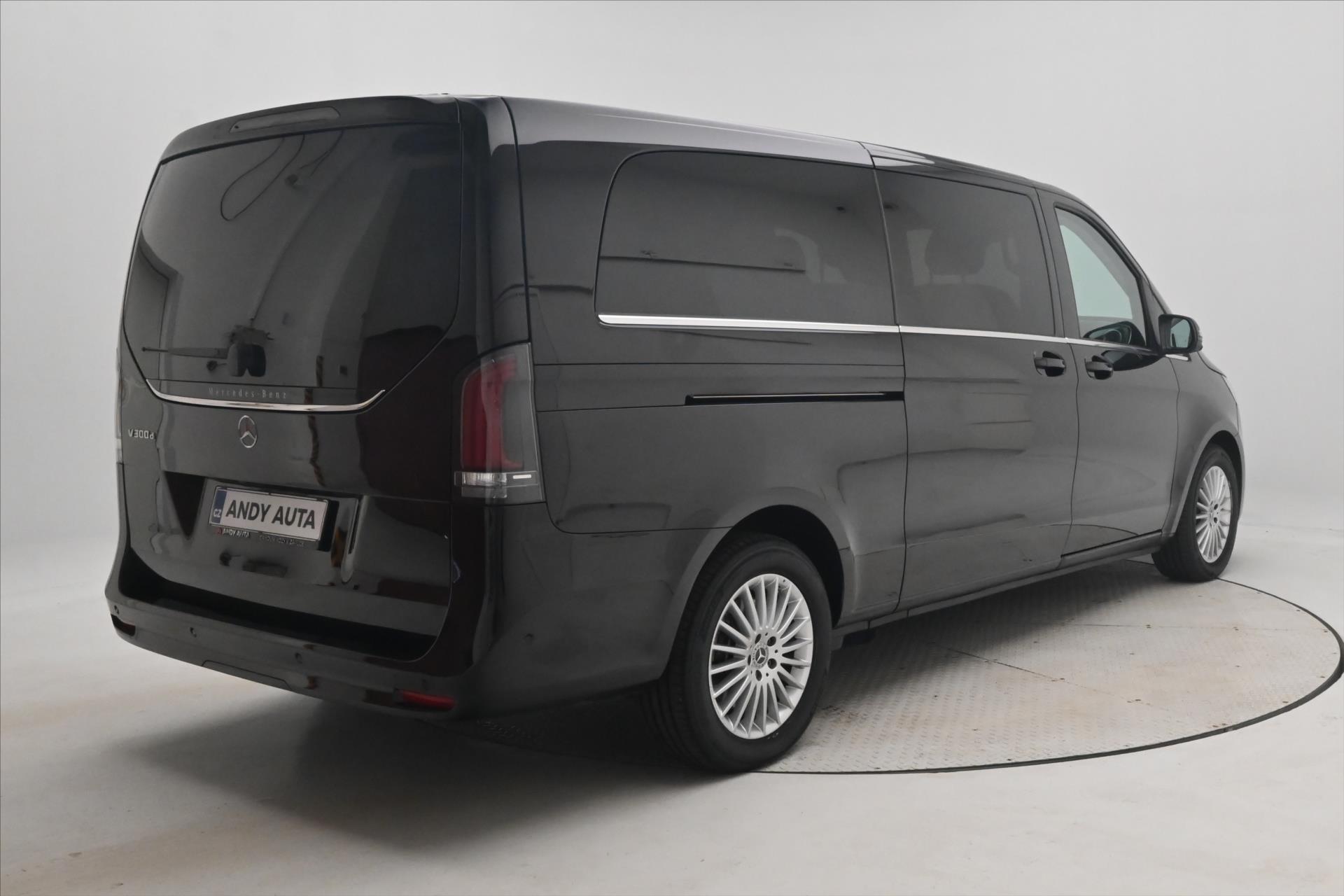 Main photo of the car Mercedes-Benz Class in 2,0 300D 174kW XL Avantgarde 8míst Záruka až 5 (5)
