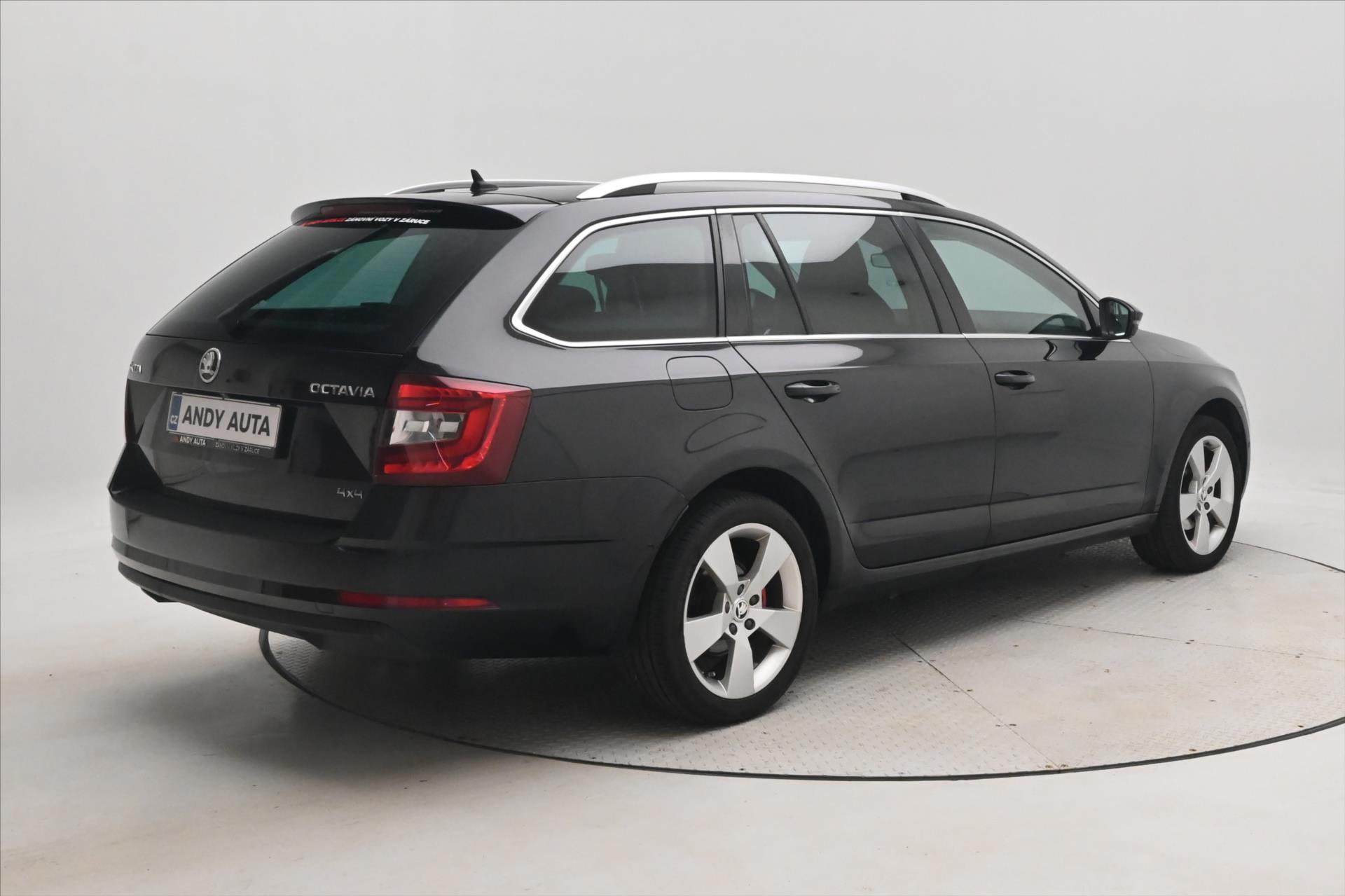 Main photo of the car Skoda Octavia 2.0 TDI 110kW 4x4 Towable Warranty up to 5 years (5)