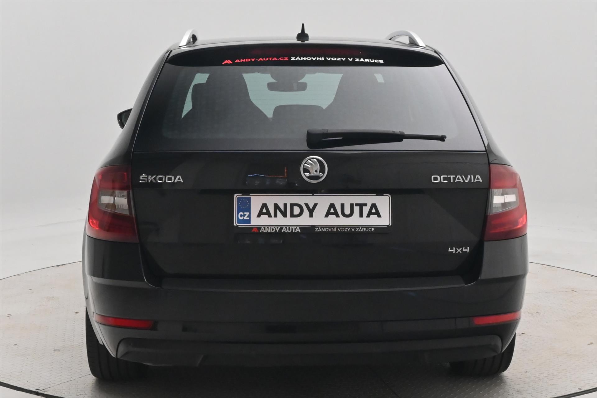 Main photo of the car Skoda Octavia 2.0 TDI 110kW 4x4 Towable Warranty up to 5 years (6)