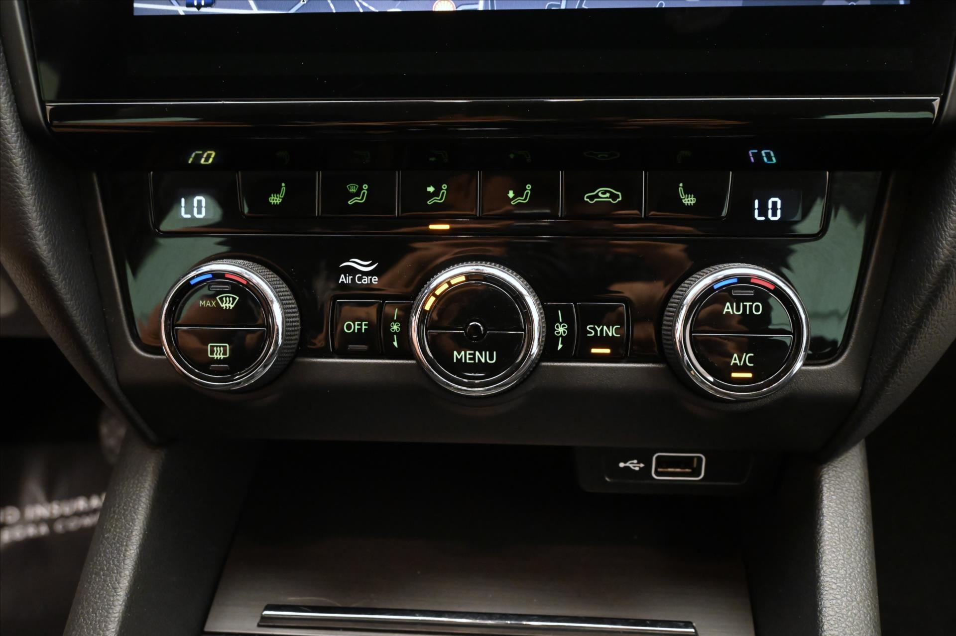 Main photo of the car Skoda Octavia 2,0 TDI 110 kW DSG Clever Záruka až 5 let (20)