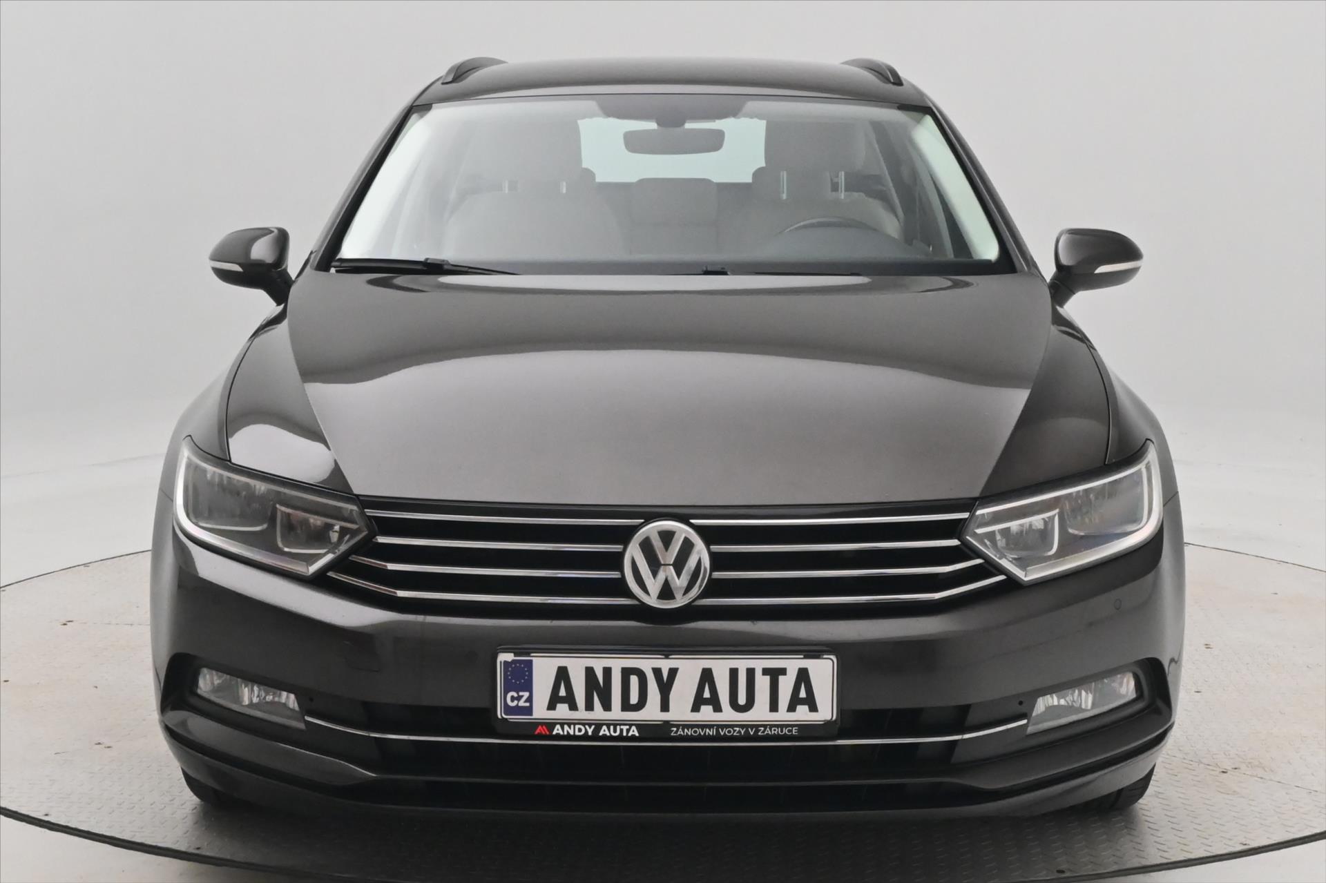 Main photo of the car Volkswagen Passat 2.0 TDI 110kW Towing Warranty up to 5 years (3)