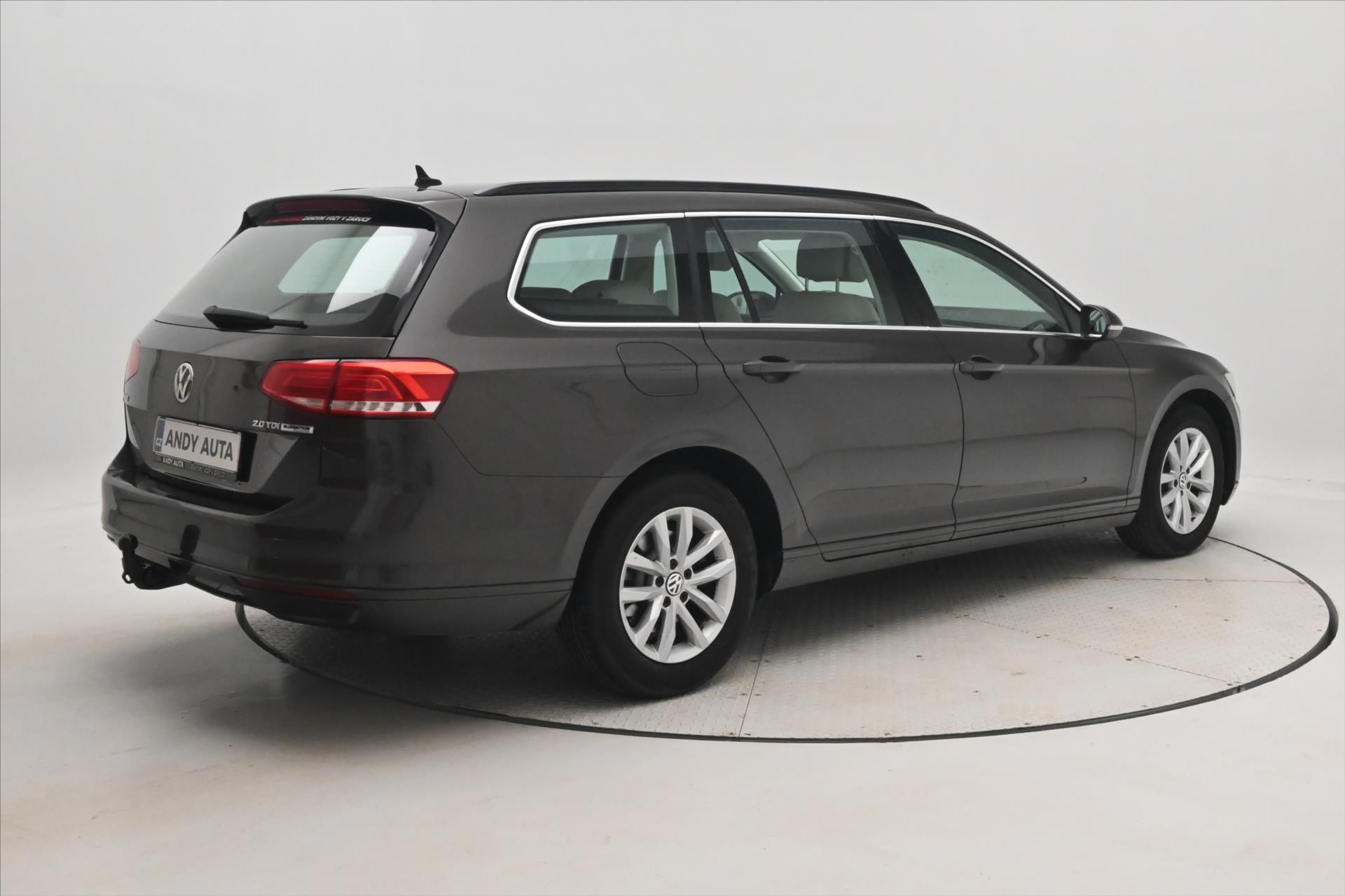 Main photo of the car Volkswagen Passat 2.0 TDI 110kW Towing Warranty up to 5 years (6)