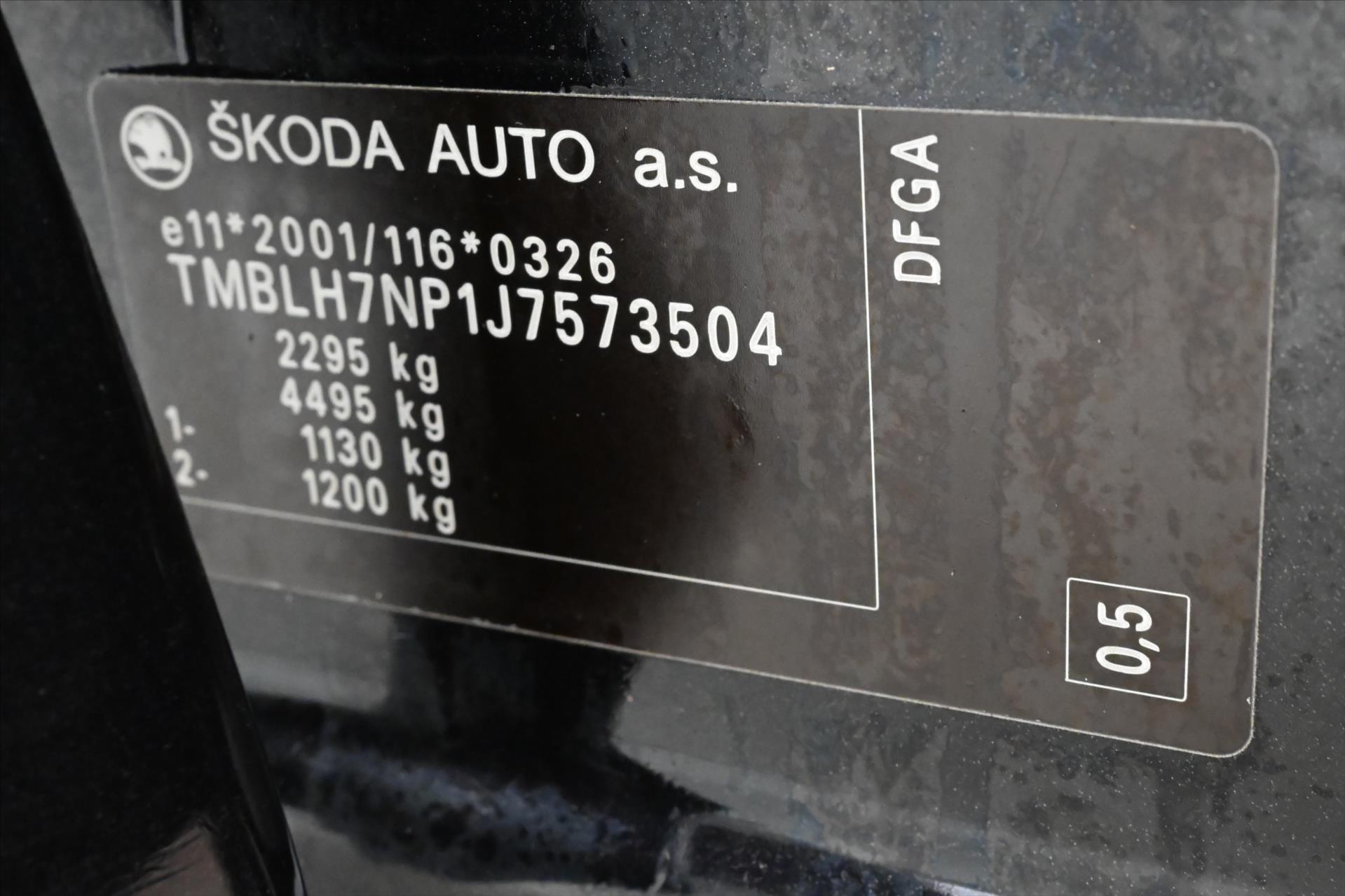 Hlavní fotografie vozu Škoda Superb 2,0 TDI 110 kW 4x4 Style Panorama Záruka až 5 let (12)
