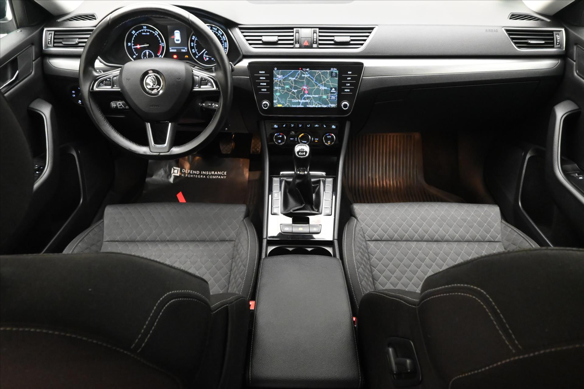 Hlavní fotografie vozu Škoda Superb 2,0 TDI 110 kW 4x4 Style Panorama Záruka až 5 let (15)