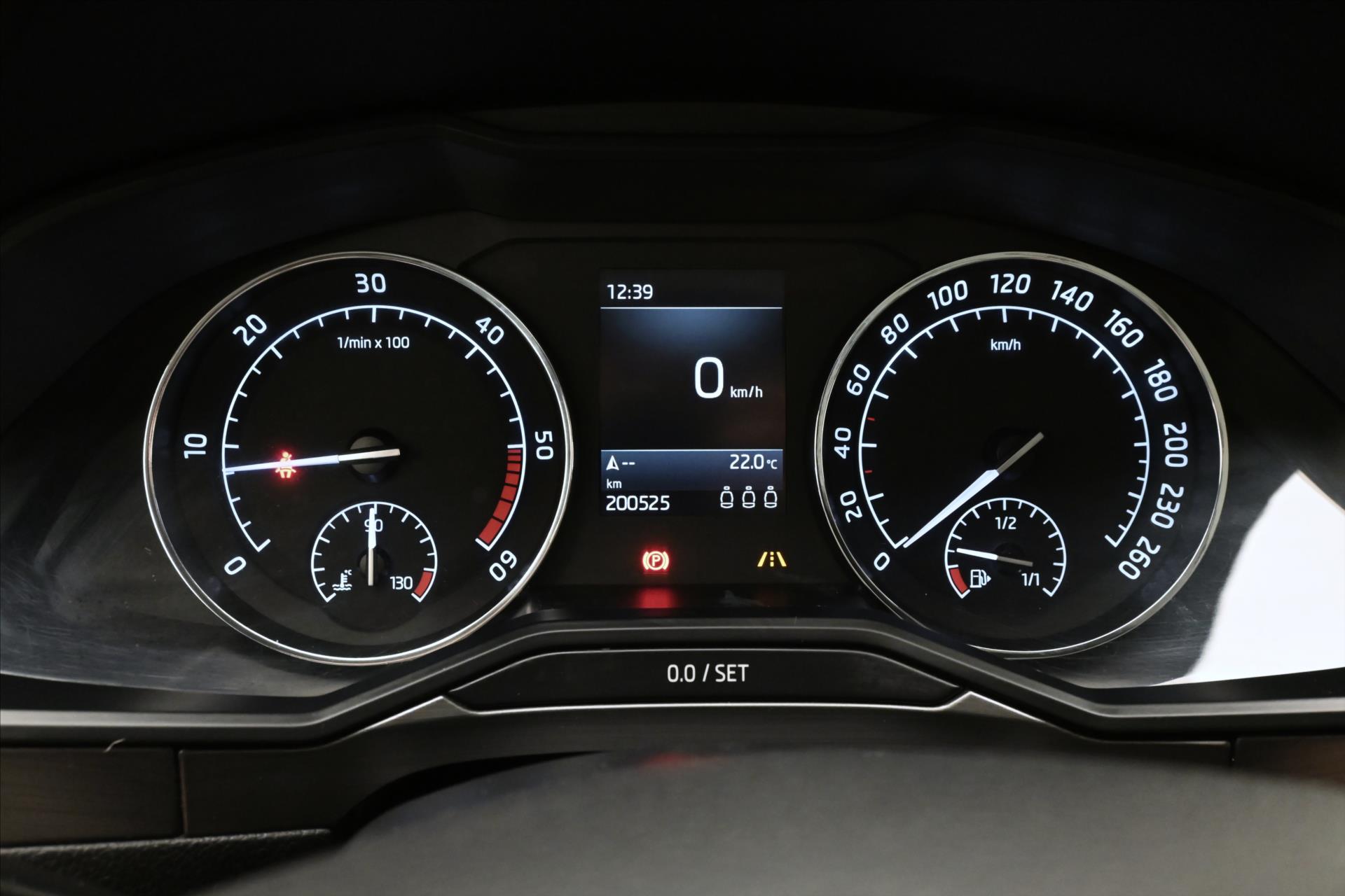 Hlavní fotografie vozu Škoda Superb 2,0 TDI 110 kW 4x4 Style Panorama Záruka až 5 let (16)