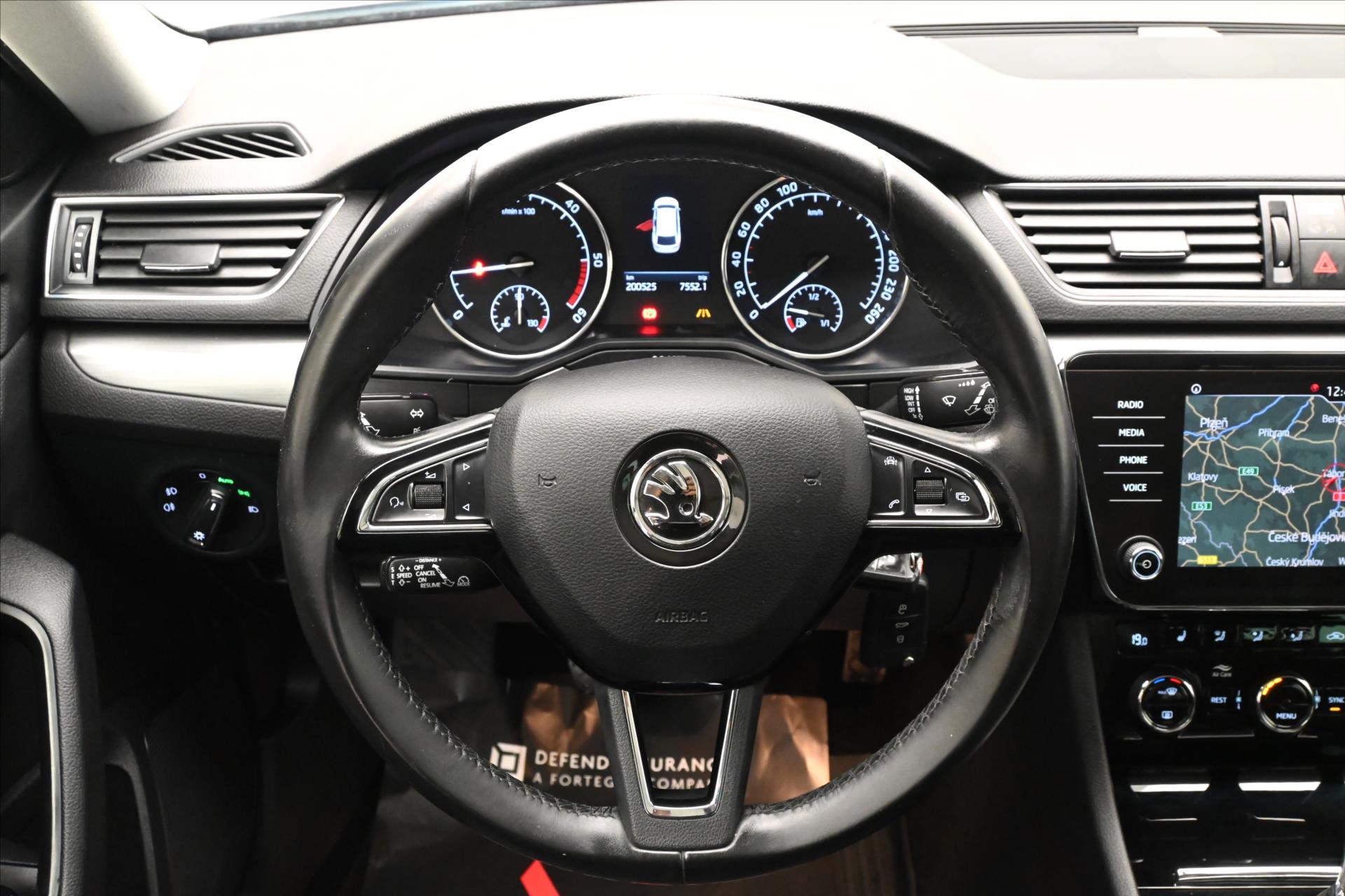 Hlavní fotografie vozu Škoda Superb 2,0 TDI 110 kW 4x4 Style Panorama Záruka až 5 let (18)
