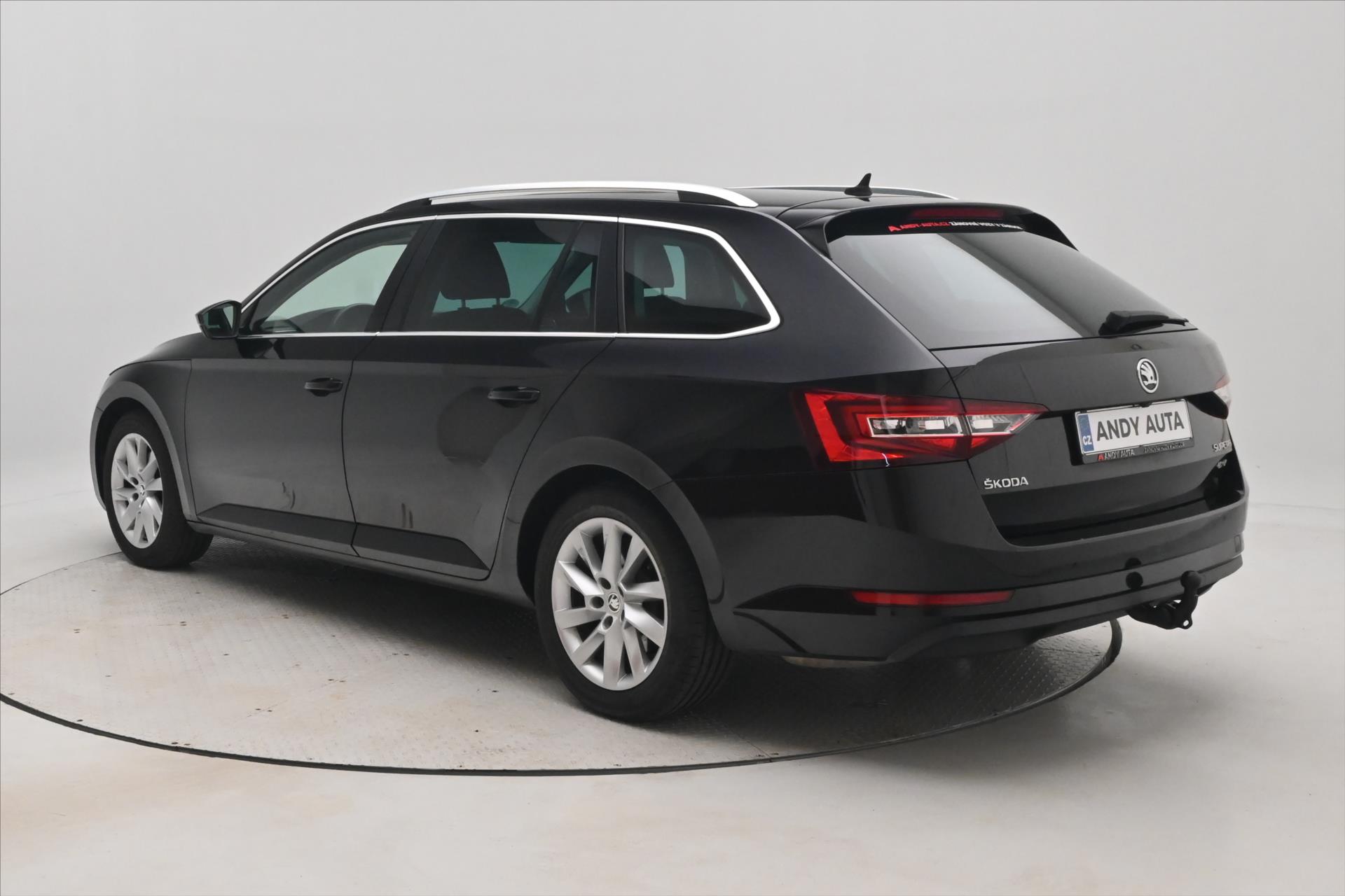 Hlavní fotografie vozu Škoda Superb 2,0 TDI 110 kW 4x4 Style Panorama Záruka až 5 let (7)