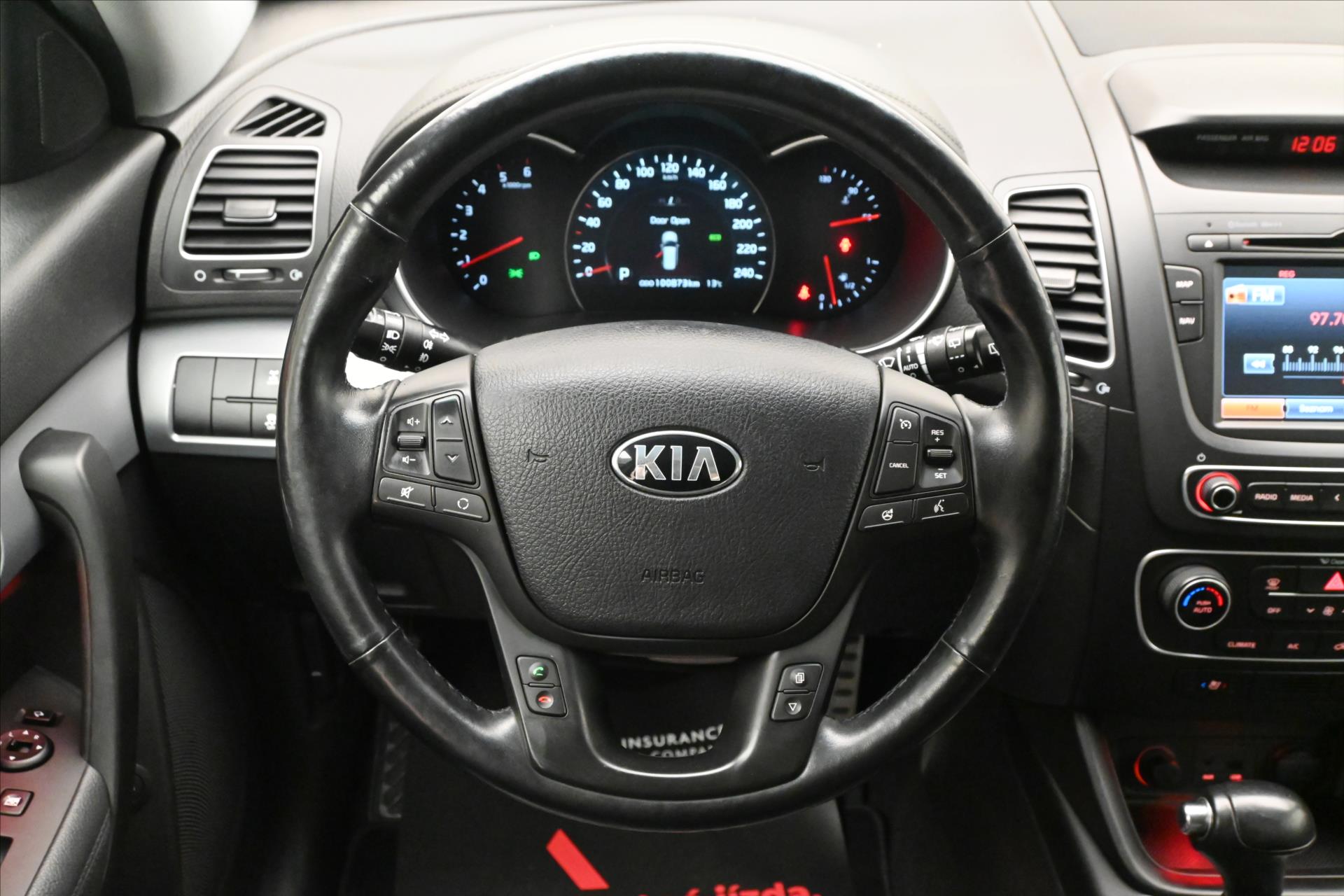Hlavní fotografie vozu Kia Sorento 2,2 CRDI 145 kW AT 4x4 Navigace Záruka až 5 let (18)