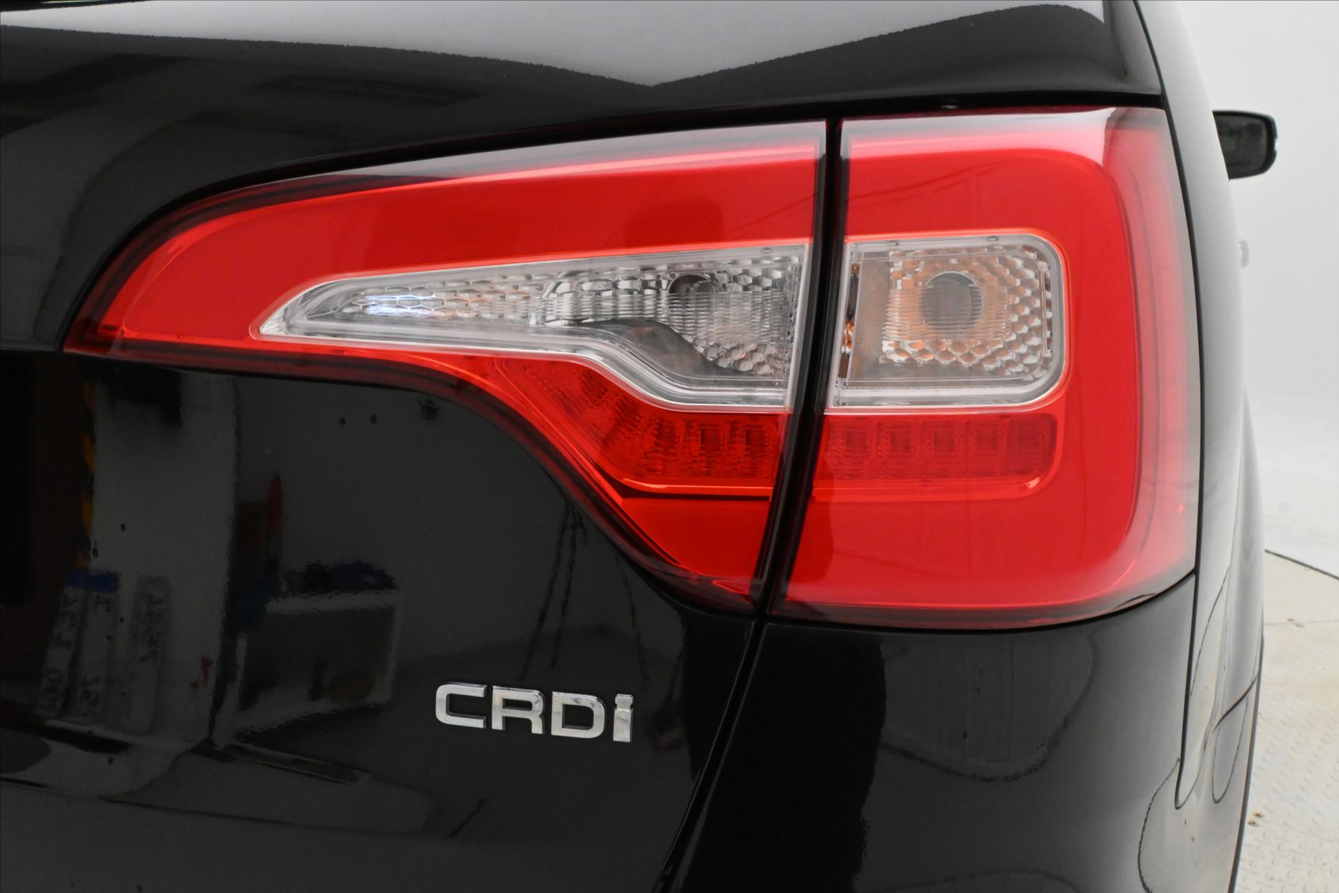 Hlavní fotografie vozu Kia Sorento 2,2 CRDI 145 kW AT 4x4 Navigace Záruka až 5 let (29)