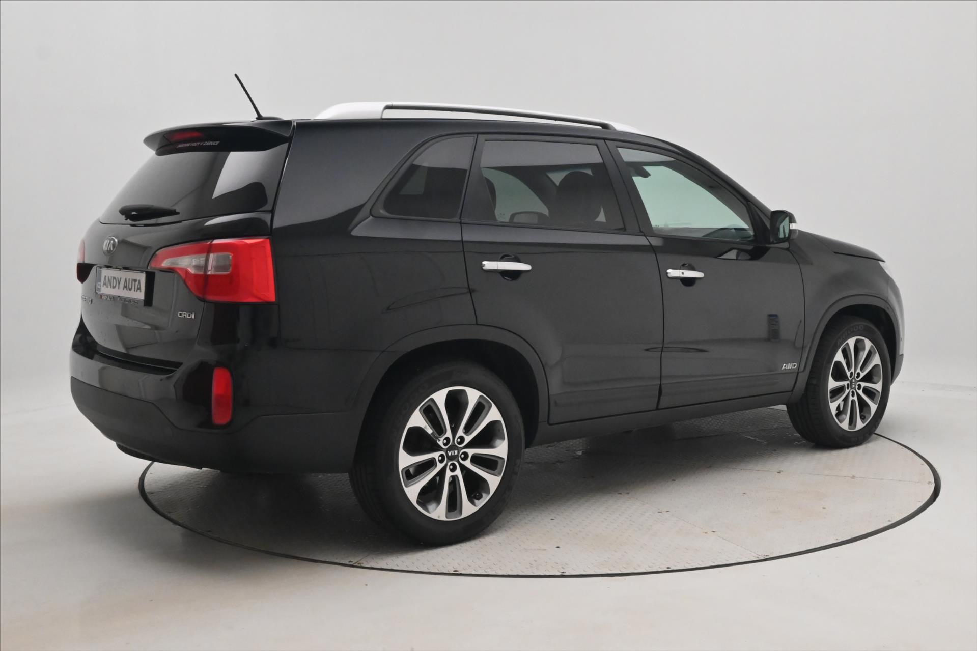 Hlavní fotografie vozu Kia Sorento 2,2 CRDI 145 kW AT 4x4 Navigace Záruka až 5 let (5)