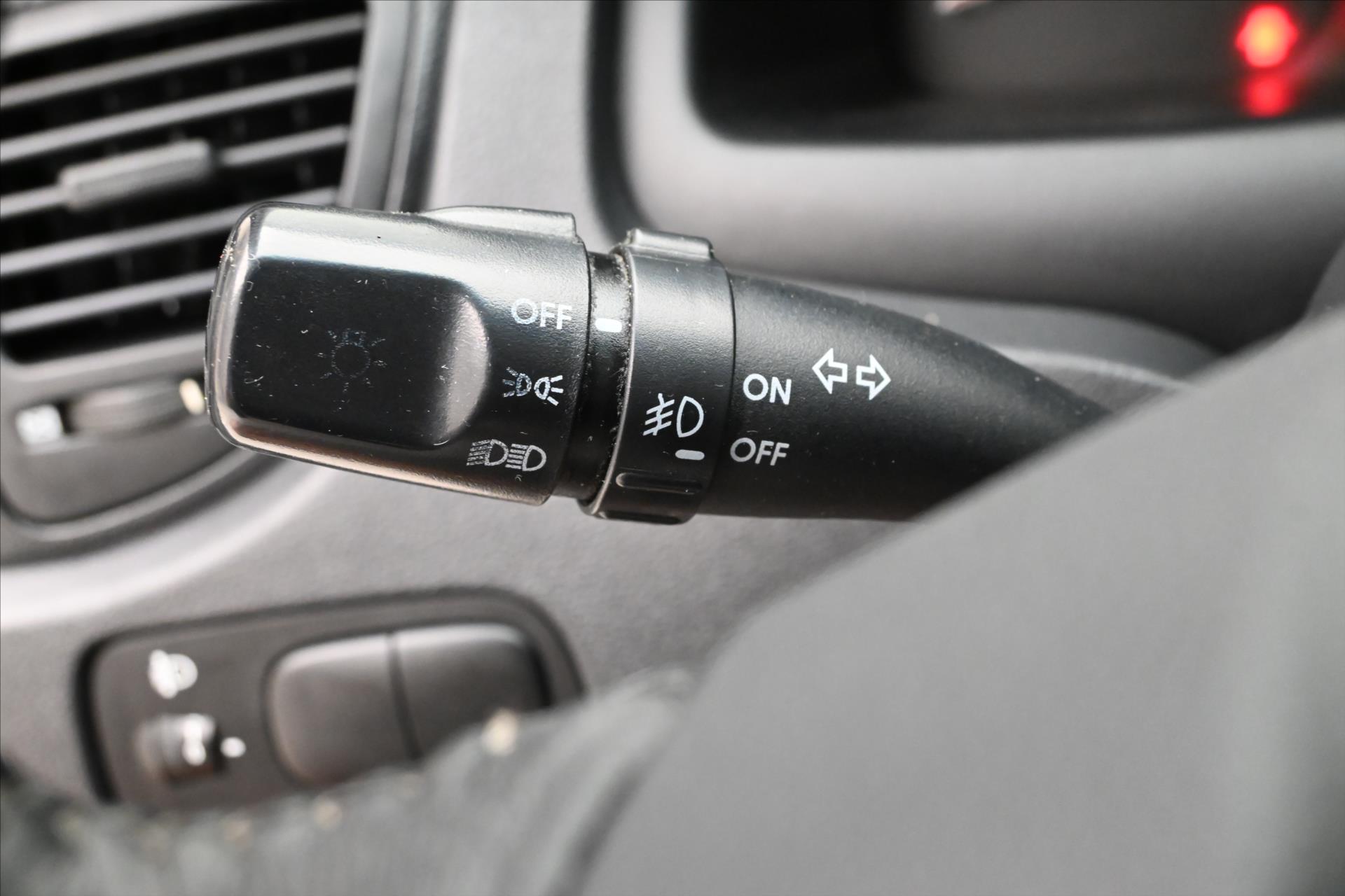 Main photo of the car Kia Sportage 2.0 i 104 kW Towable (23)
