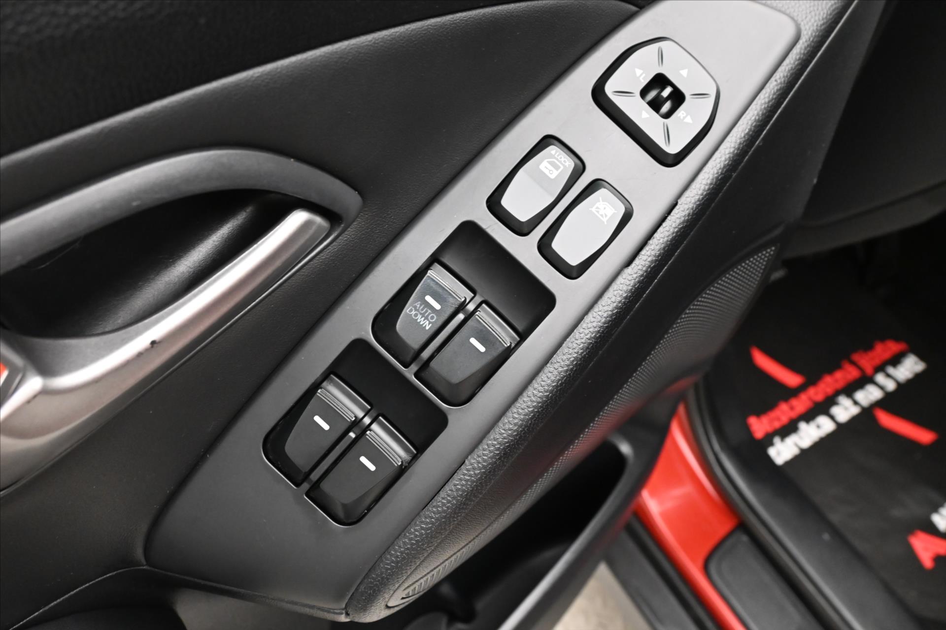 Hlavní fotografie vozu Hyundai ix35 1,7 CRDi 85 kW (22)