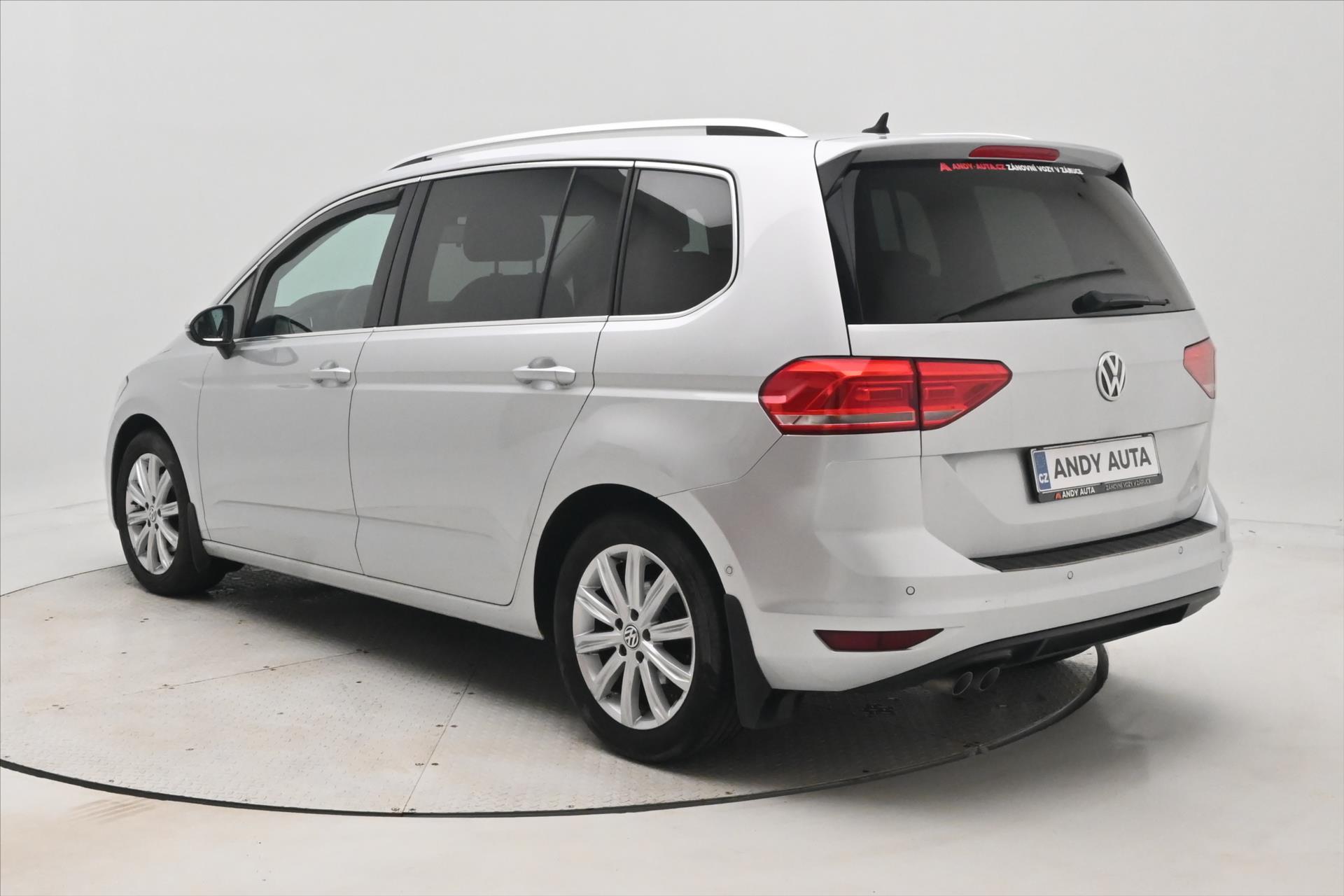 Hlavní fotografie vozu Volkswagen Touran 2,0 TDI 110kW DSG Záruka až 5 let (8)