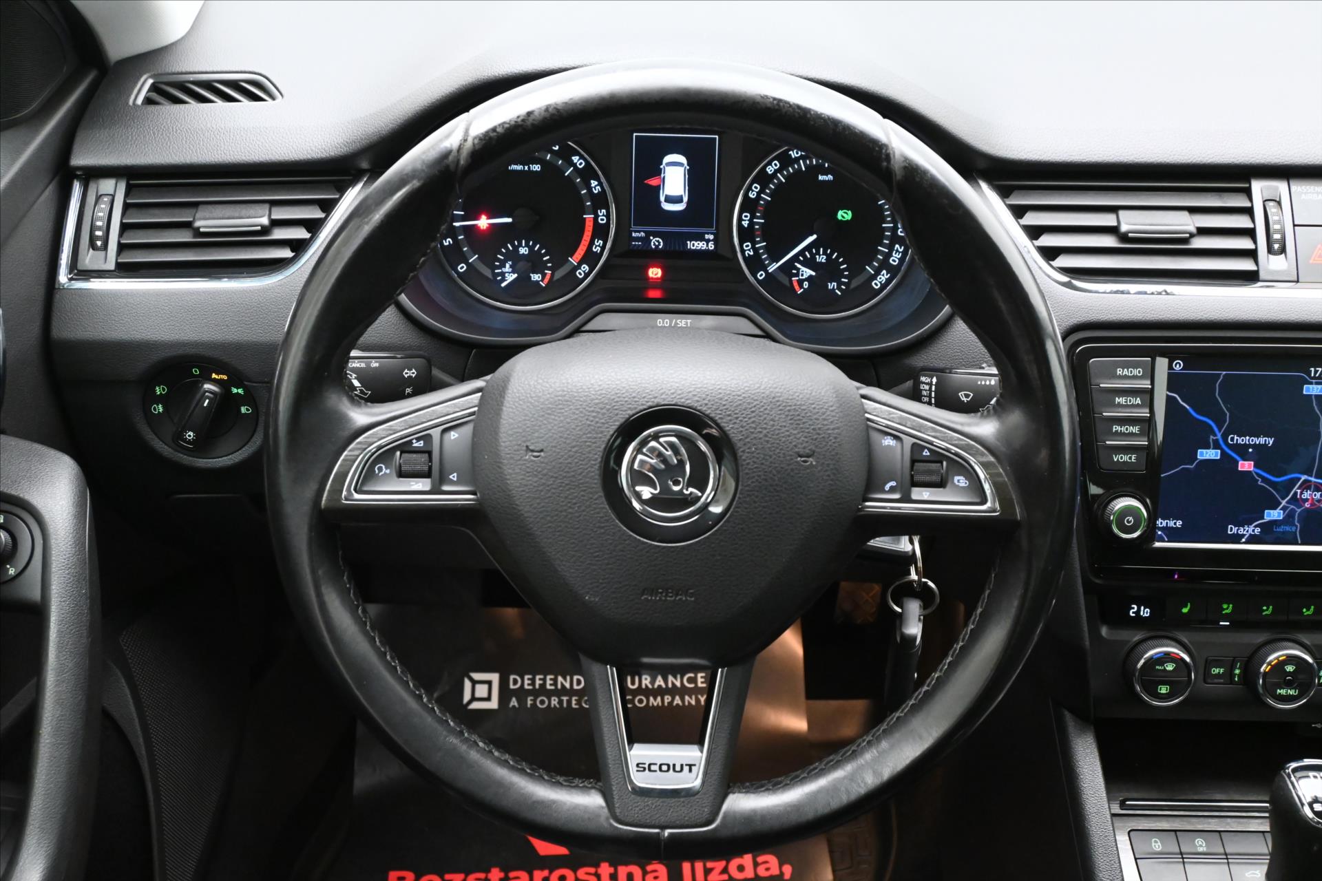 Hlavní fotografie vozu Škoda Octavia 2,0 TDI 135kW SCOUT DSG 4x4 Záruka až 5 let (18)