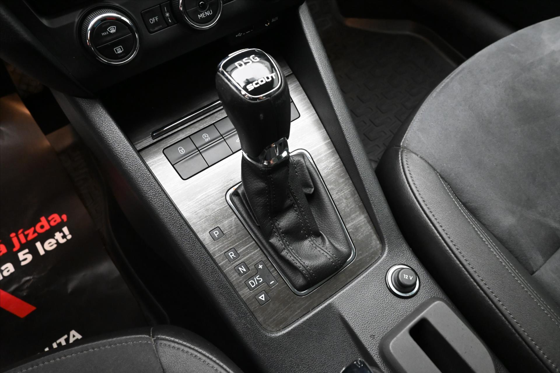 Hlavní fotografie vozu Škoda Octavia 2,0 TDI 135kW SCOUT DSG 4x4 Záruka až 5 let (21)