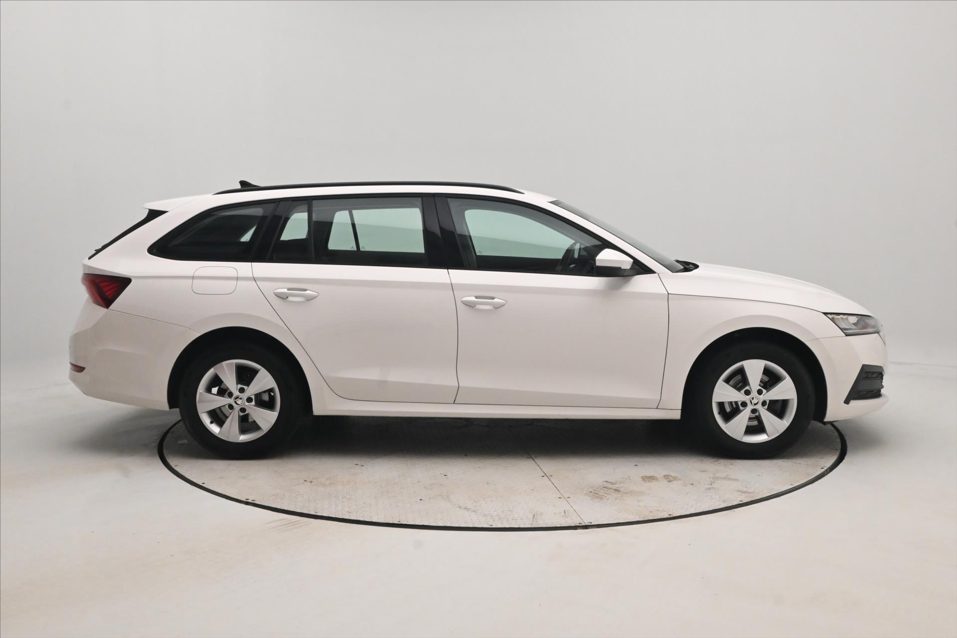 Main photo of the car Skoda Octavia 2.0 TDI 110kW DSG Ambition Warranty up to 5 years (4)