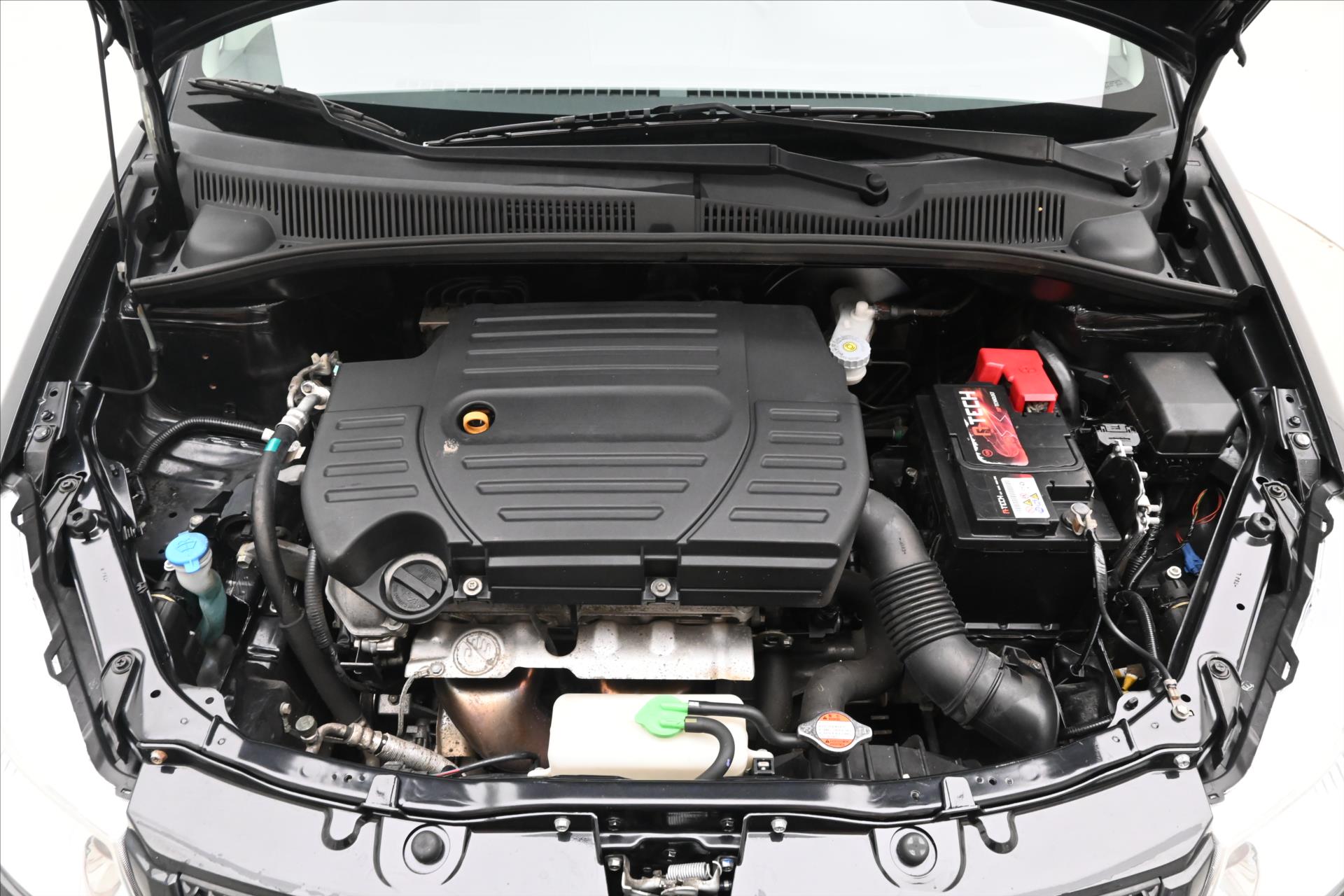 Main photo of the car Suzuki SX4 1.6 88kW 4x4 Towing New MOT (9)