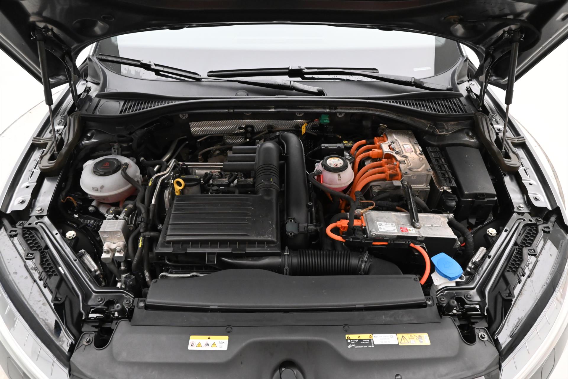 Main photo of the car Skoda Superb 1.4 TSI 115kW iV DSG Sportline SoH 98% Warranty up to 5 years (9)