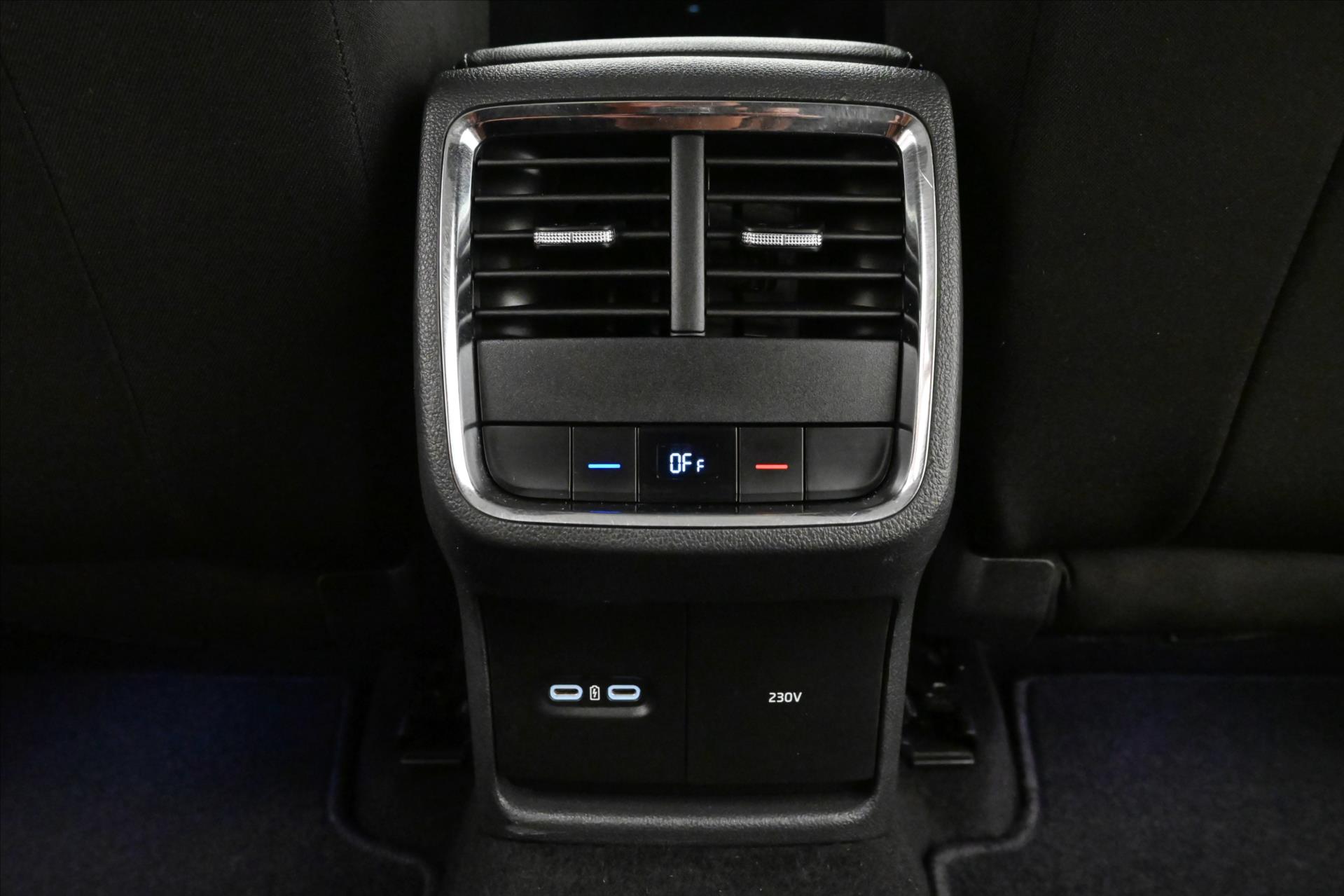 Main photo of the car Skoda Octavia 2.0 TDI 110kW DSG StyleTowable Warranty up to 5 years (22)