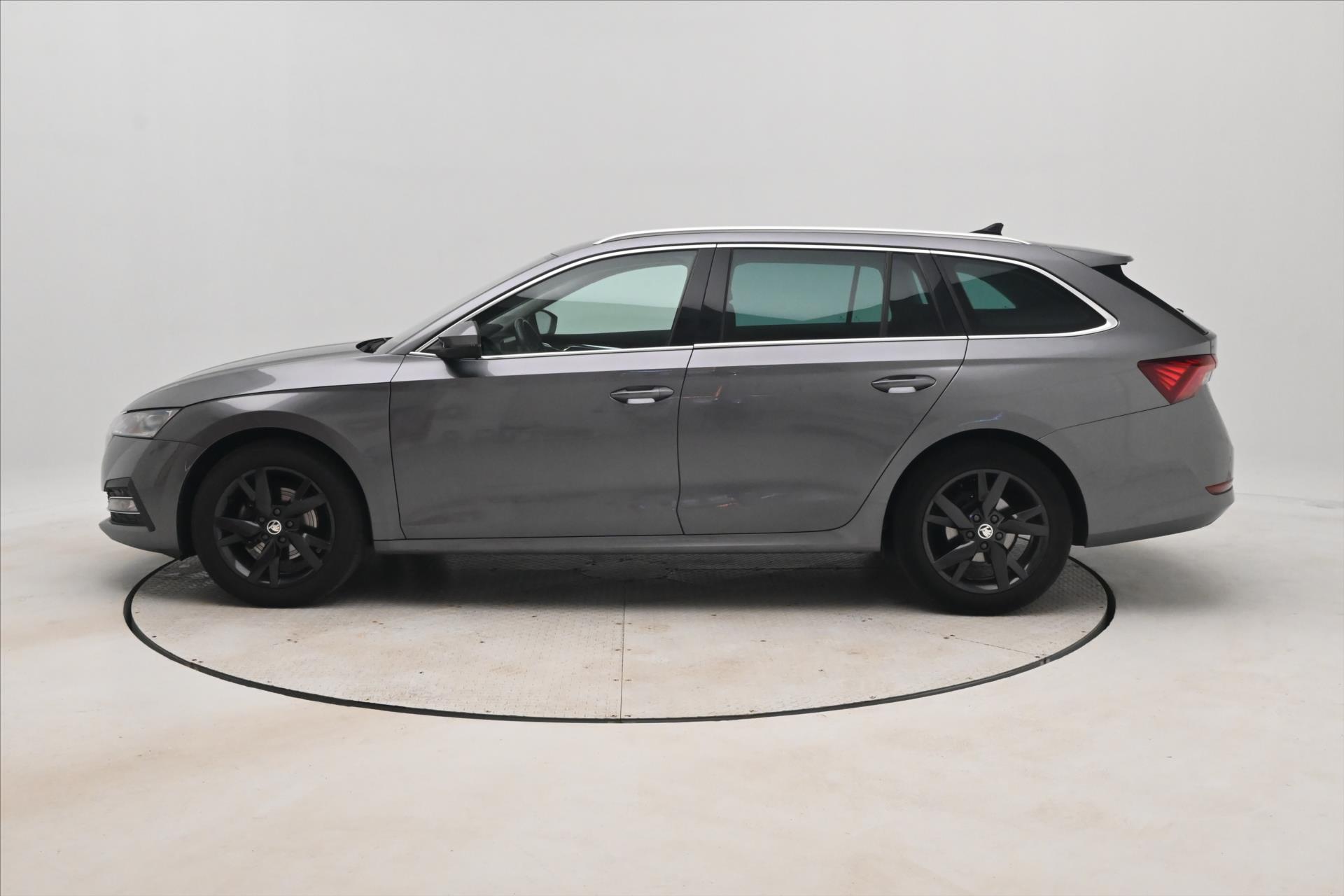 Main photo of the car Skoda Octavia 2.0 TDI 110kW DSG StyleTowable Warranty up to 5 years (8)