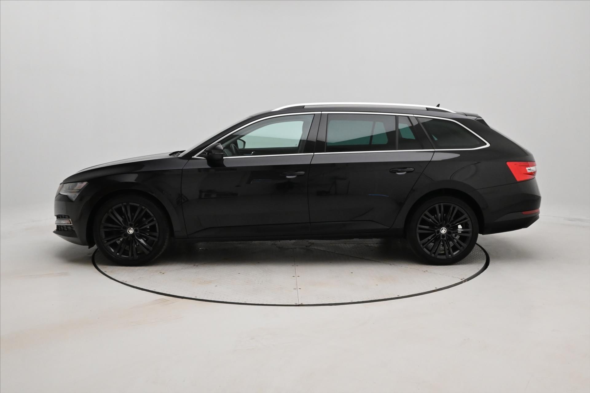 Hlavní fotografie vozu Škoda Superb 2,0 TDI 110kW Style DSG Záruka až 5 let (8)