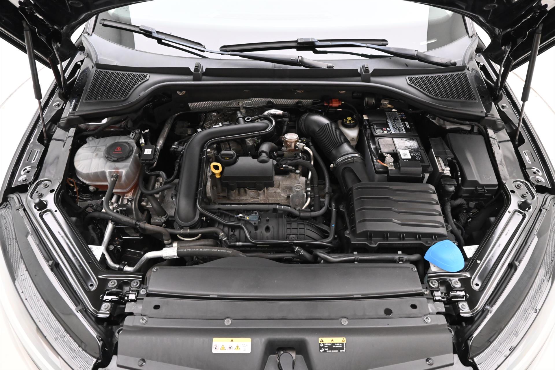 Hlavní fotografie vozu Škoda Octavia 1,0 TSI 81kW M-HEV DSG Záruka až 5 let (9)