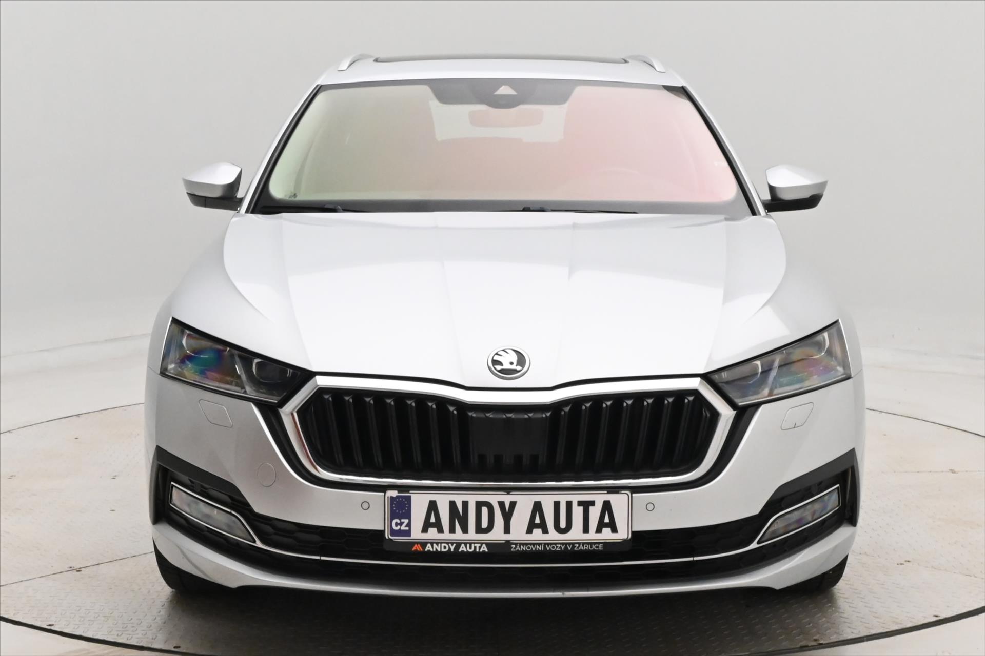 Hlavní fotografie vozu Škoda Octavia 1,5 TSI 110kW Style Manuál Záruka až 5 let (2)