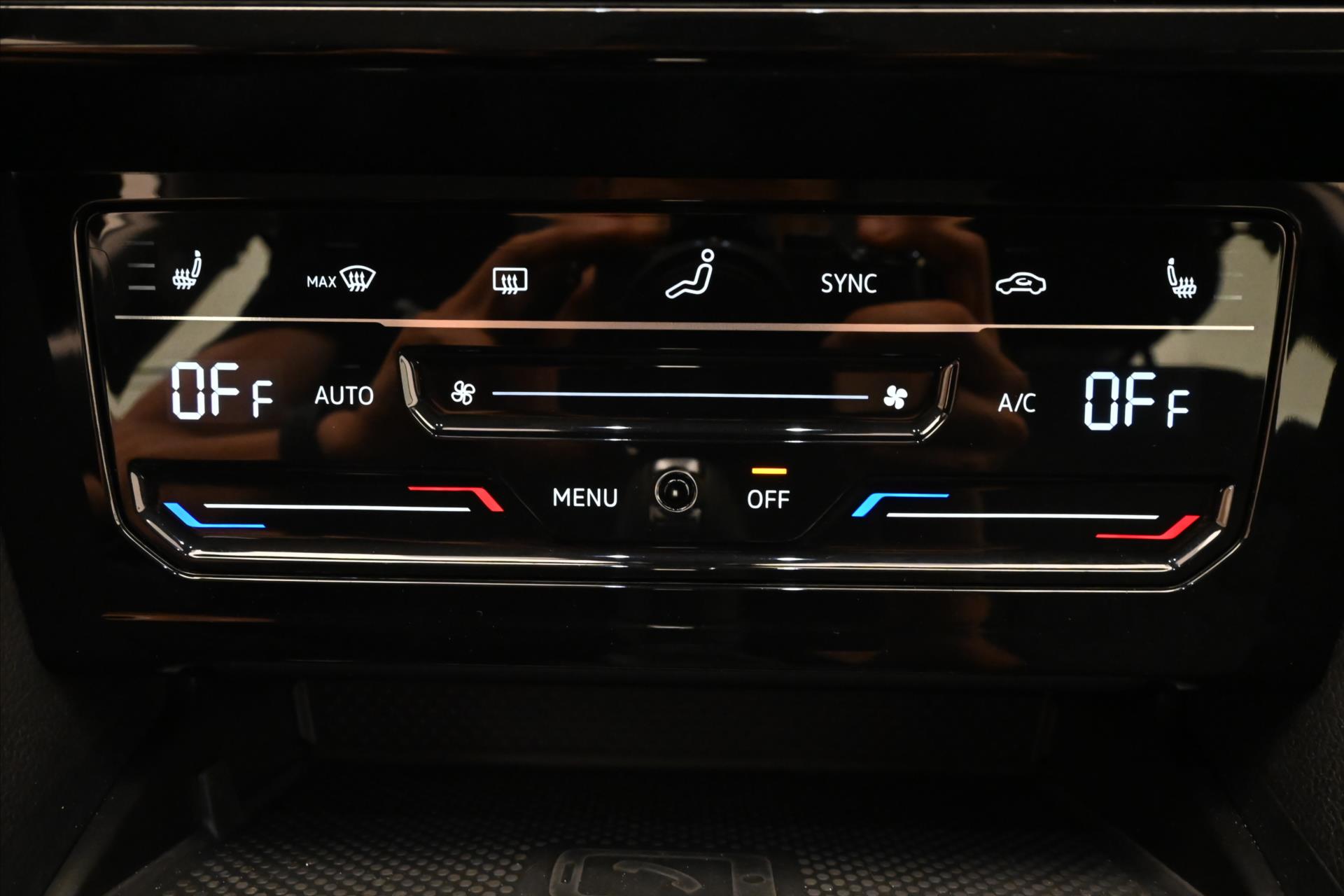 Main photo of the car Volkswagen Passat 2.0 TDI 147kW DSG Business Warranty up to 5 years (22)