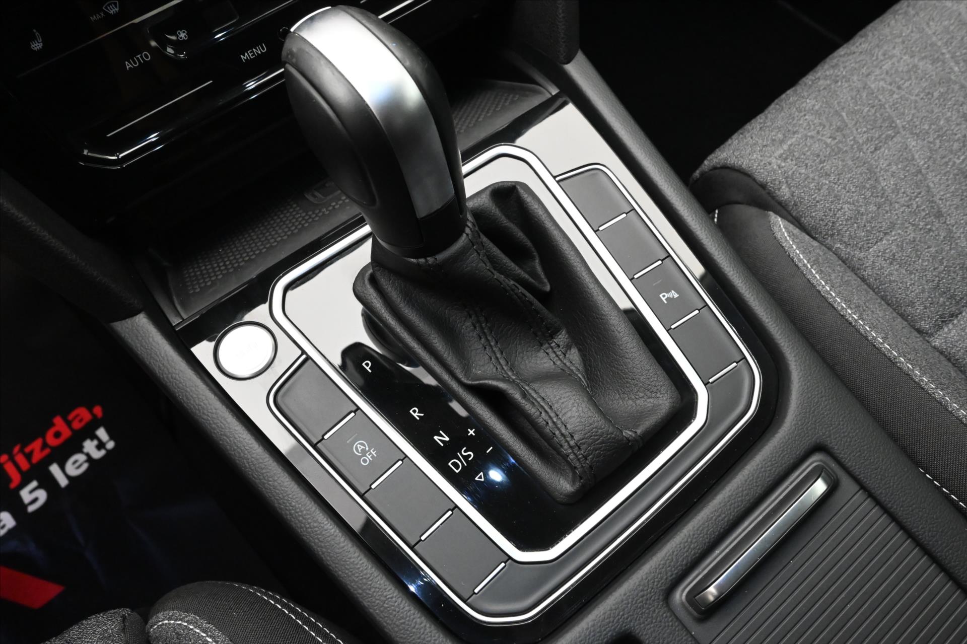 Hlavní fotografie vozu Volkswagen Passat 2,0 TDI 147kW DSG Business Záruka až 5 let (23)
