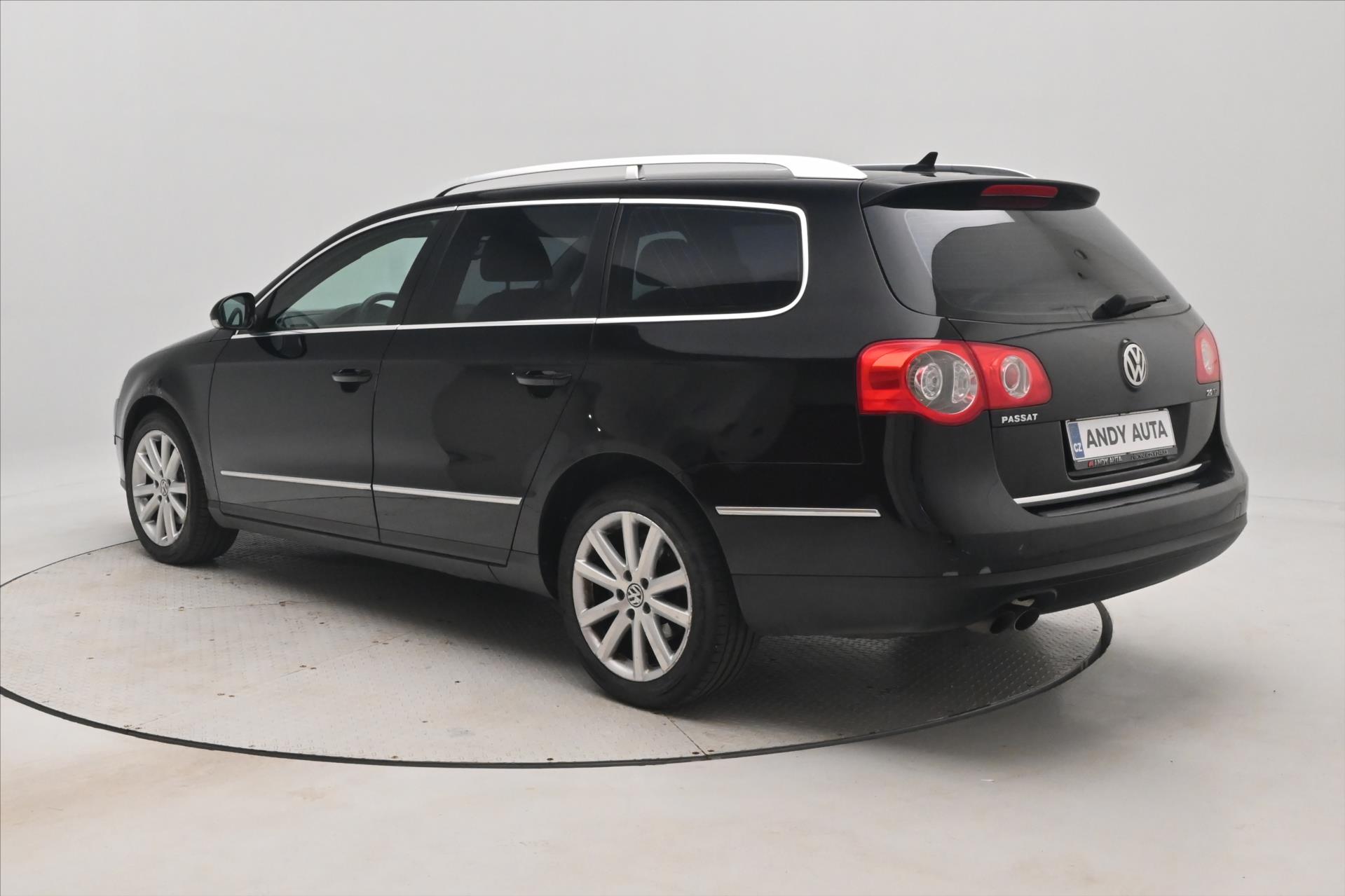 Hlavní fotografie vozu Volkswagen Passat 2,0 103kW NOVÁ STK 4/28 (7)