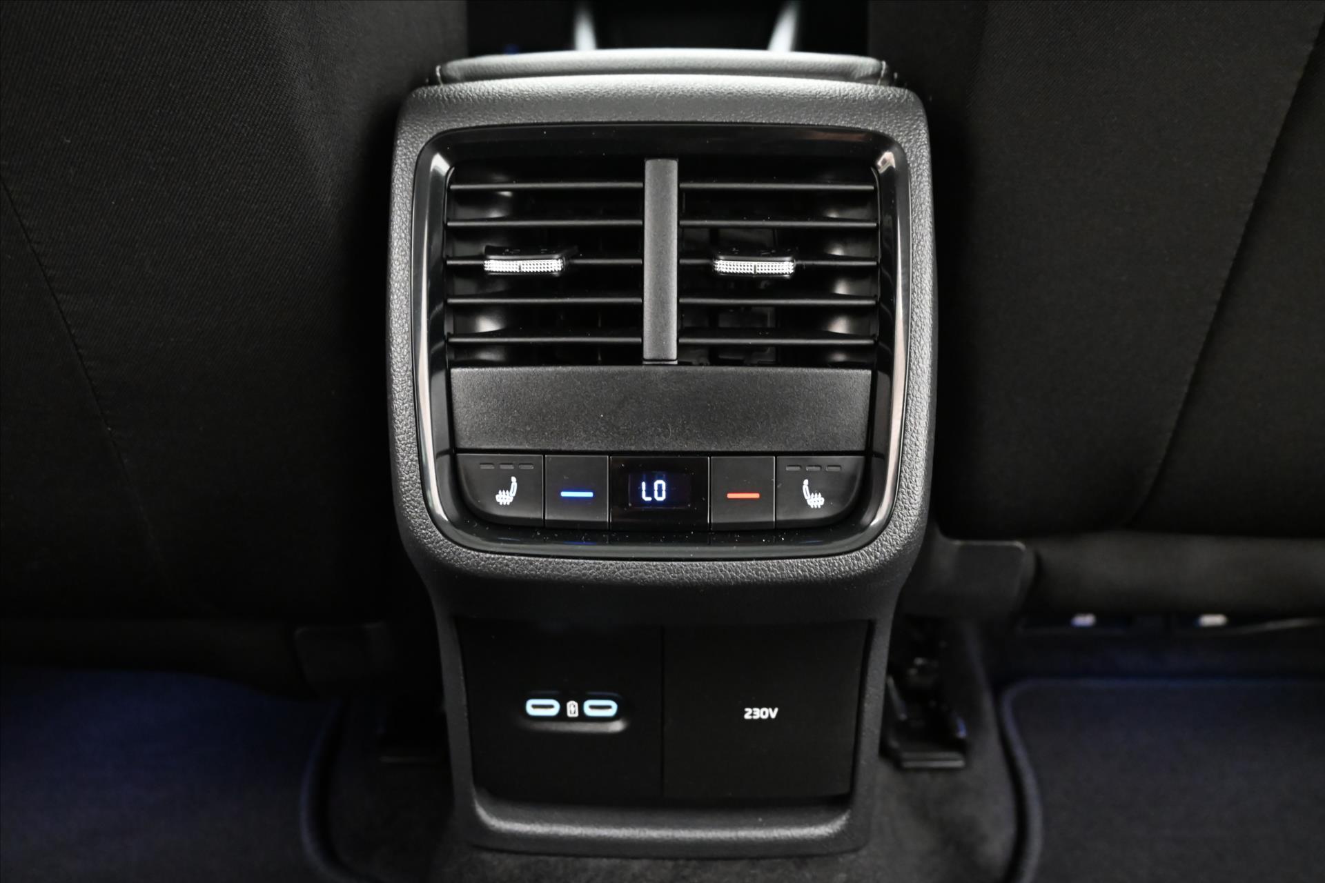 Main photo of the car Skoda Octavia 2.0 TDI 110 kW TOUR Warranty up to 5 years (22)