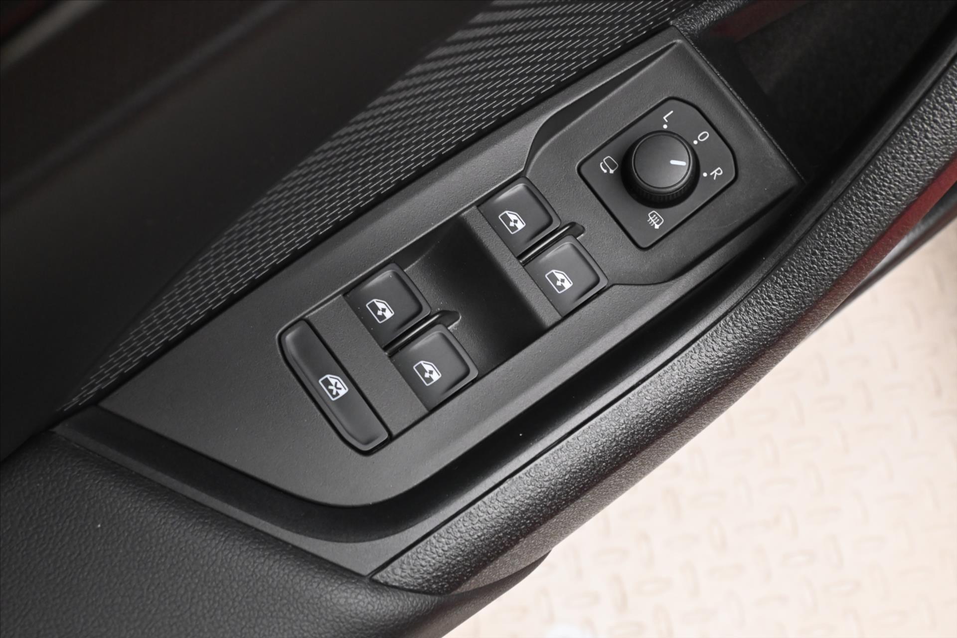 Main photo of the car Skoda Octavia 2.0 TDI 110 kW TOUR Warranty up to 5 years (26)