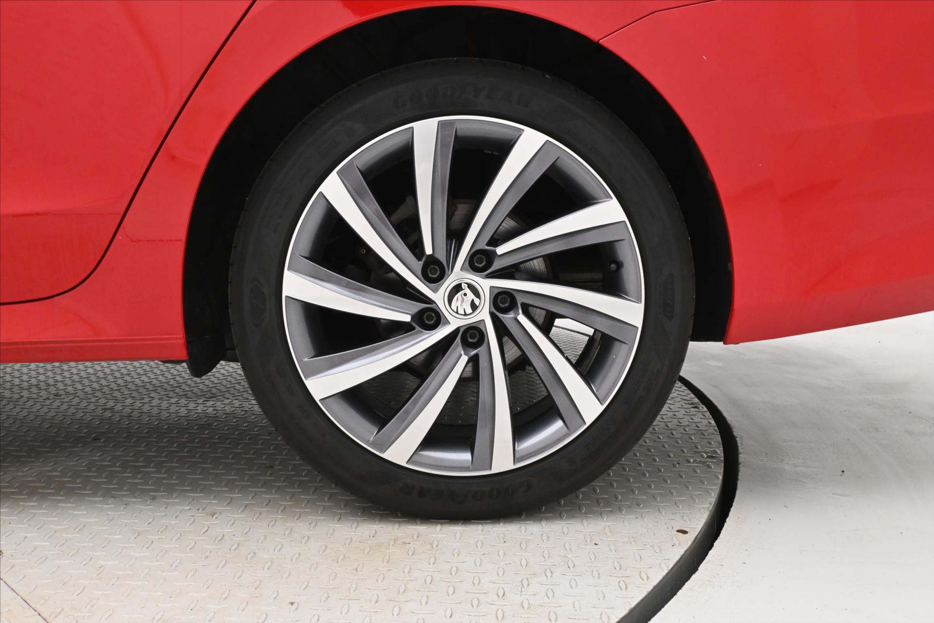 Main photo of the car Skoda Octavia 2.0 TDI 110 kW TOUR Warranty up to 5 years (33)